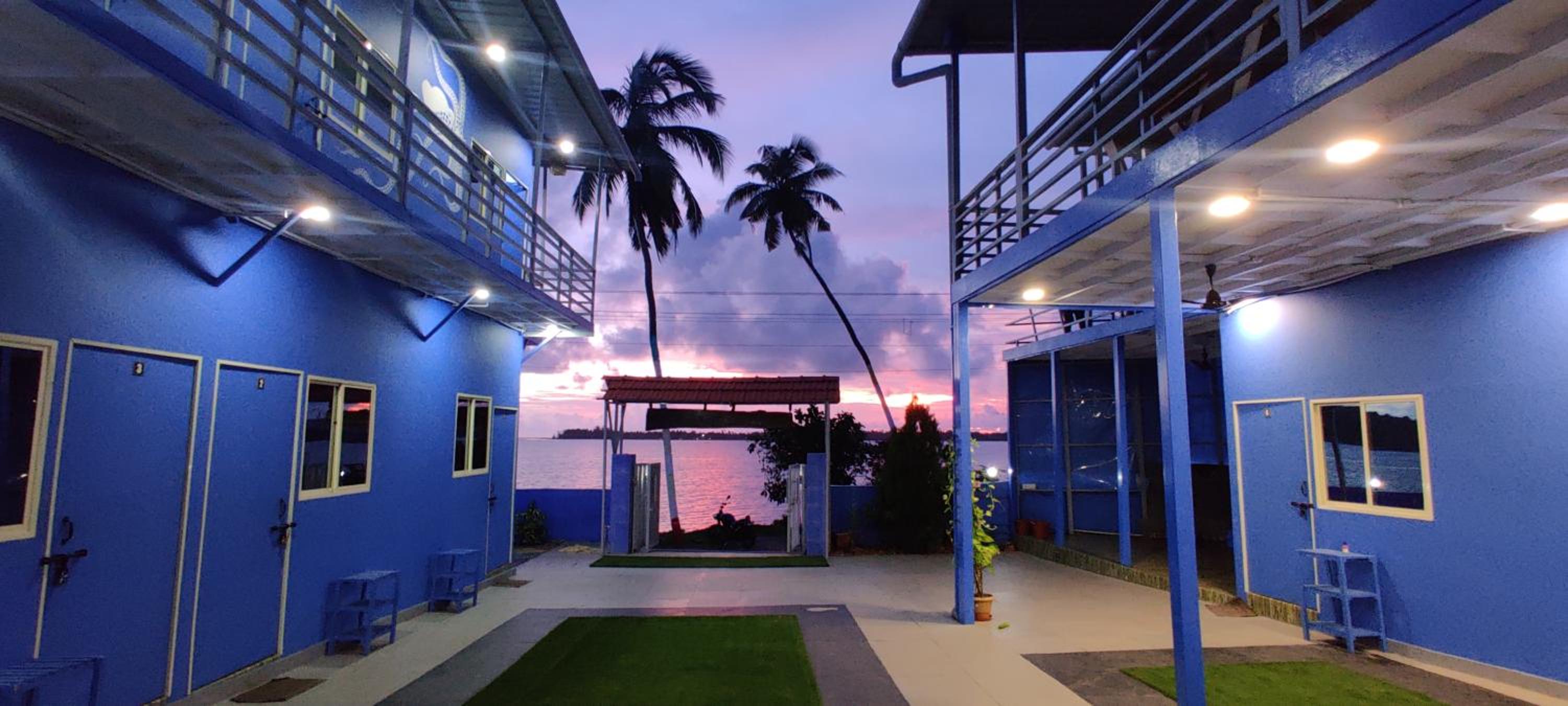 Bon Voyage Sea View Hostel