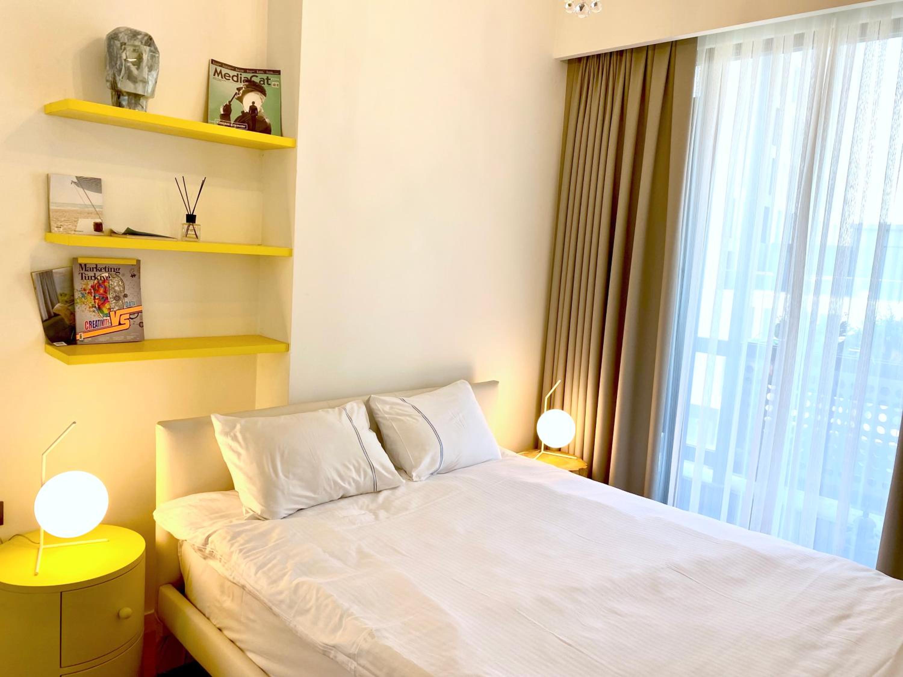 G Tower Furnished Apartment Rentals