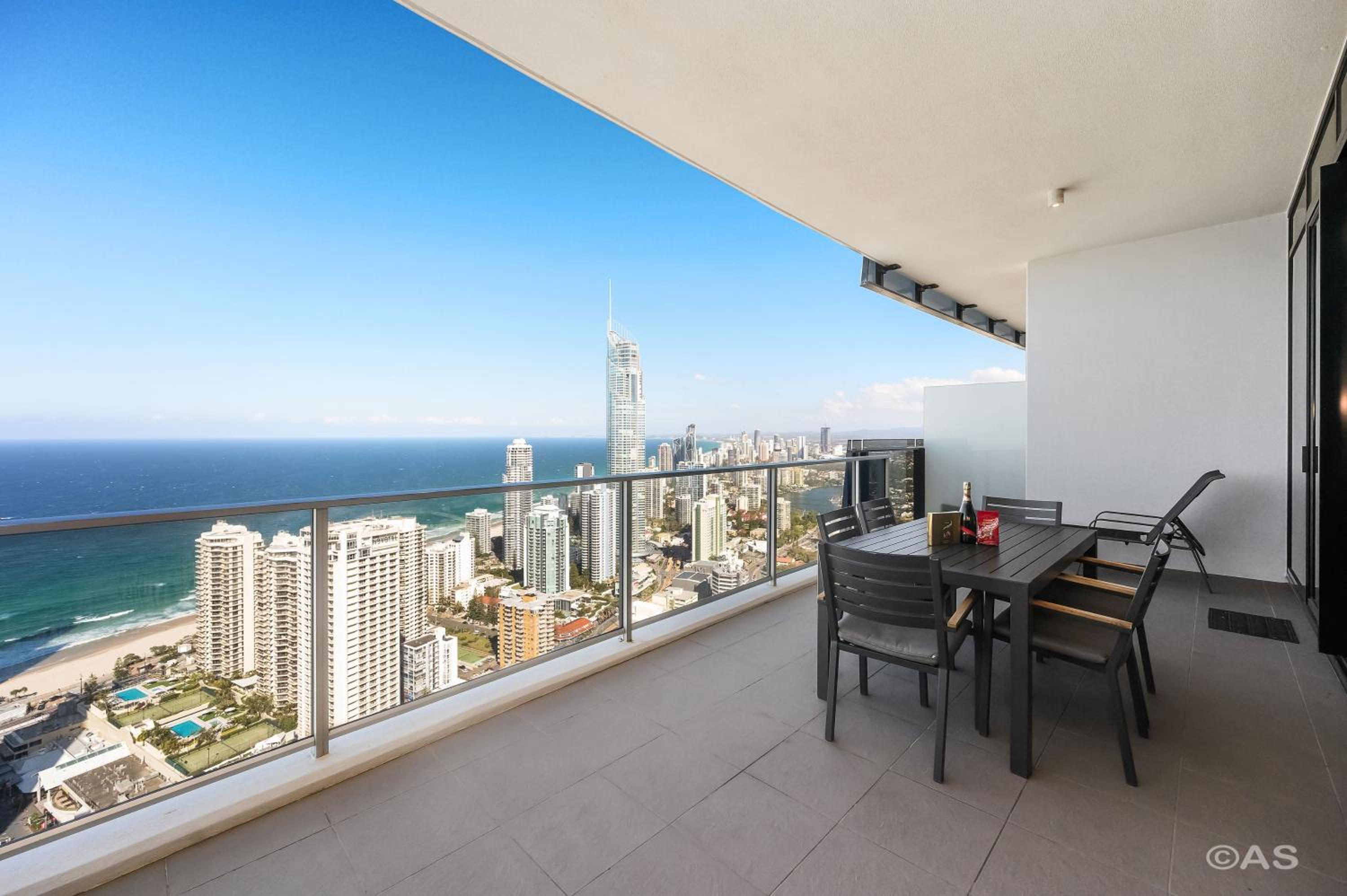 Circle on Cavill - Private Apartments - Apartment Stay photo 36 of 58