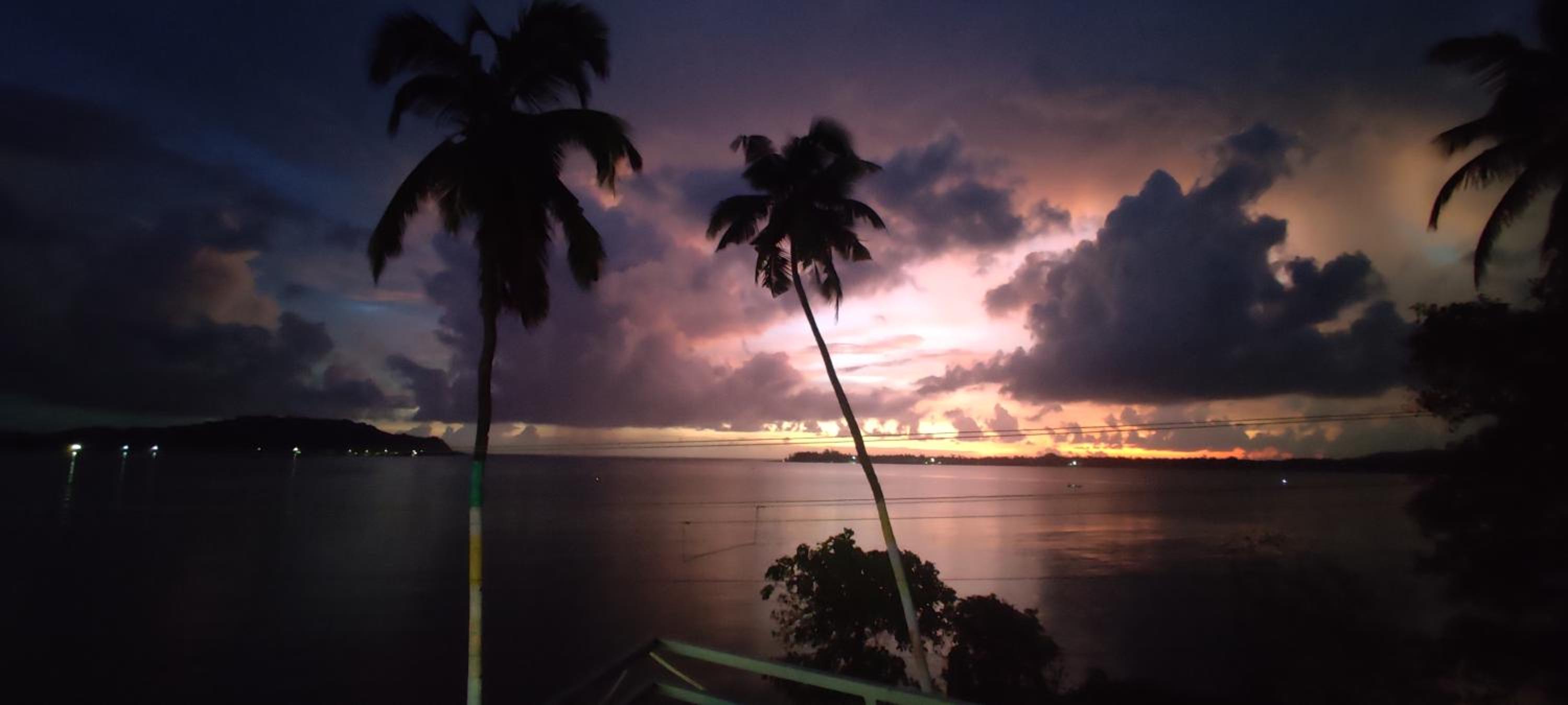 Bon Voyage Sea View Hostel