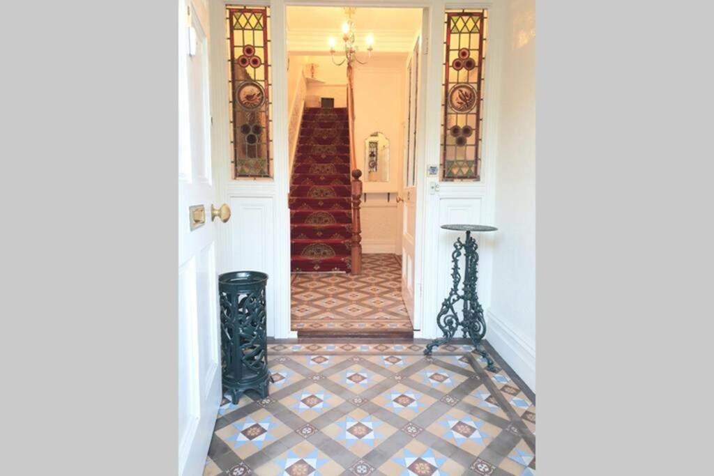 Westfield House - Characterful 7 bedroom townhouse view 5