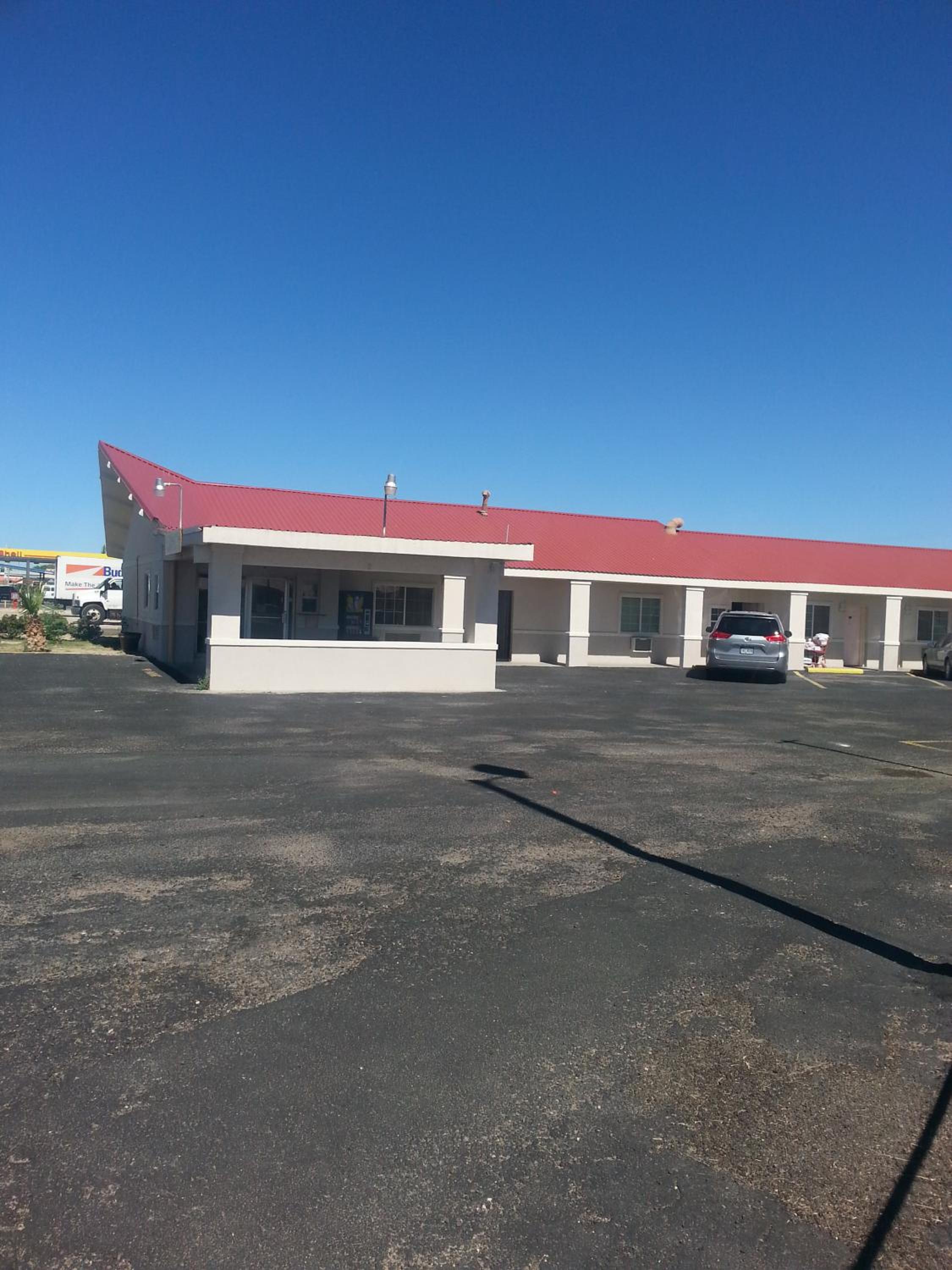 Fort Stockton Vacations - Budget Inn - Property Image 5