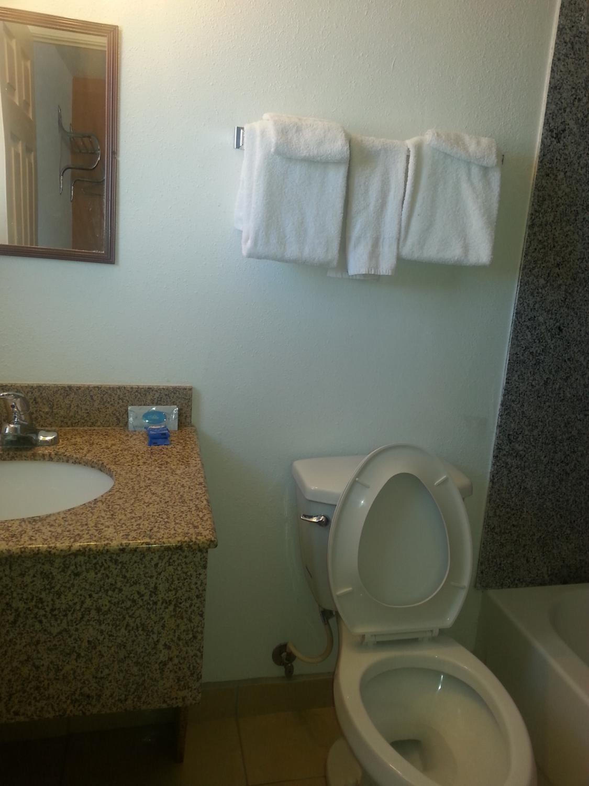 Budget Inn