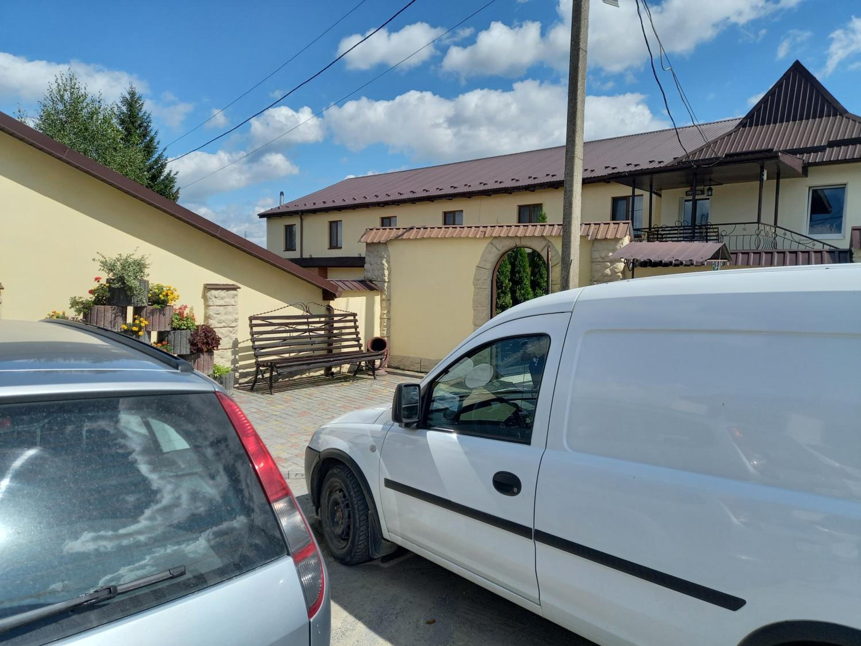 Photo 19