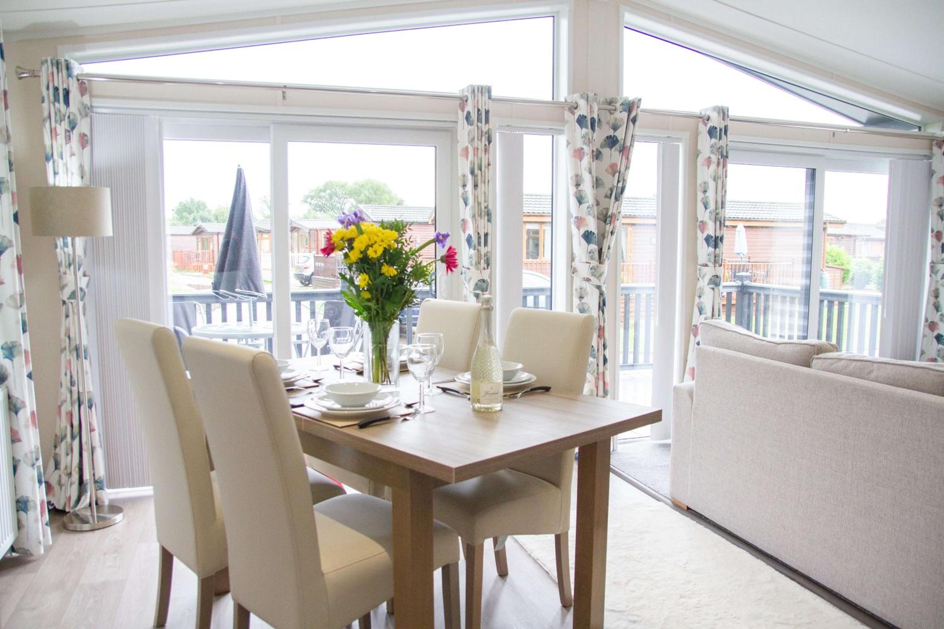 Hotel Ivy Lodge With Hot Tub