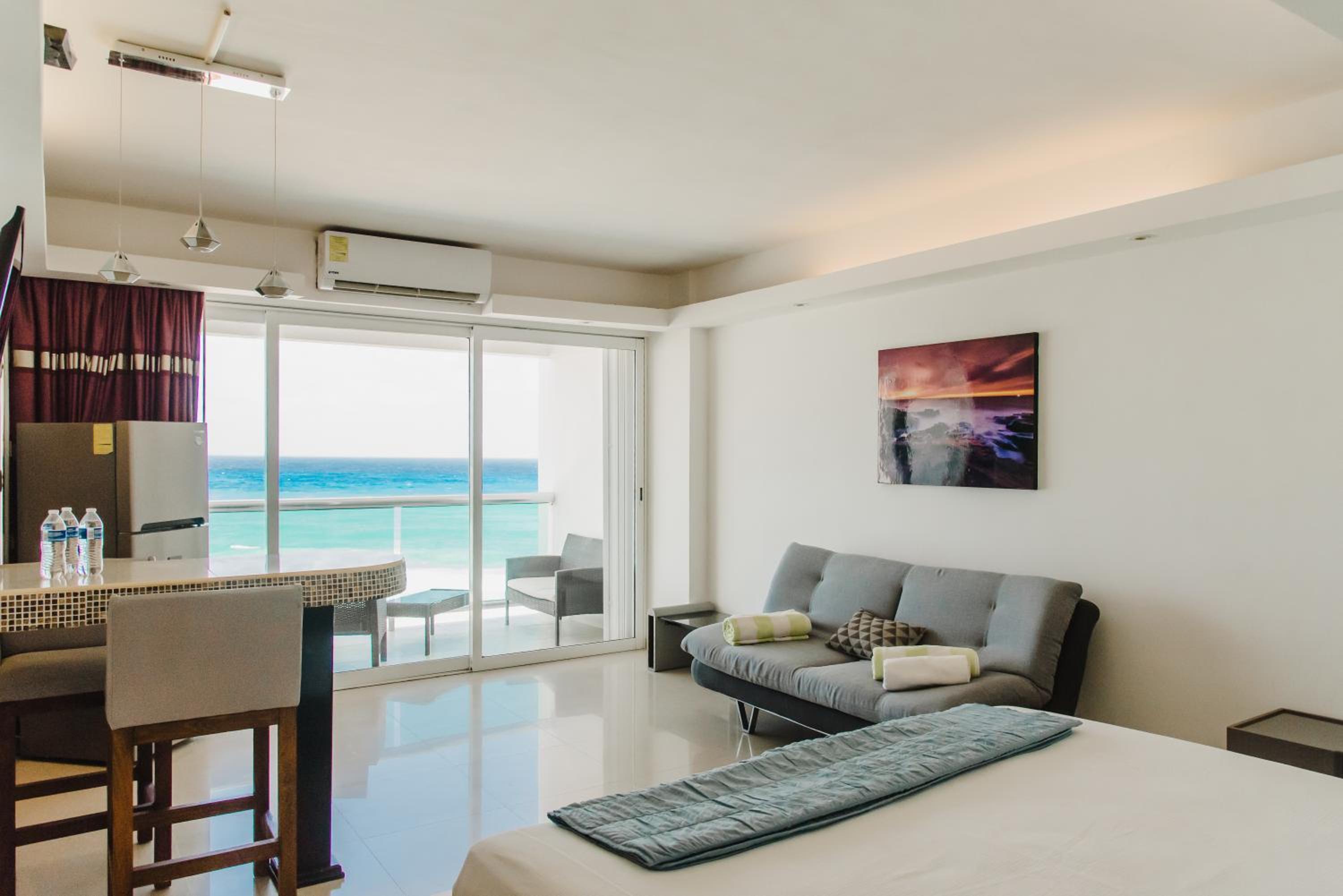 Condominio Girasol OceanView