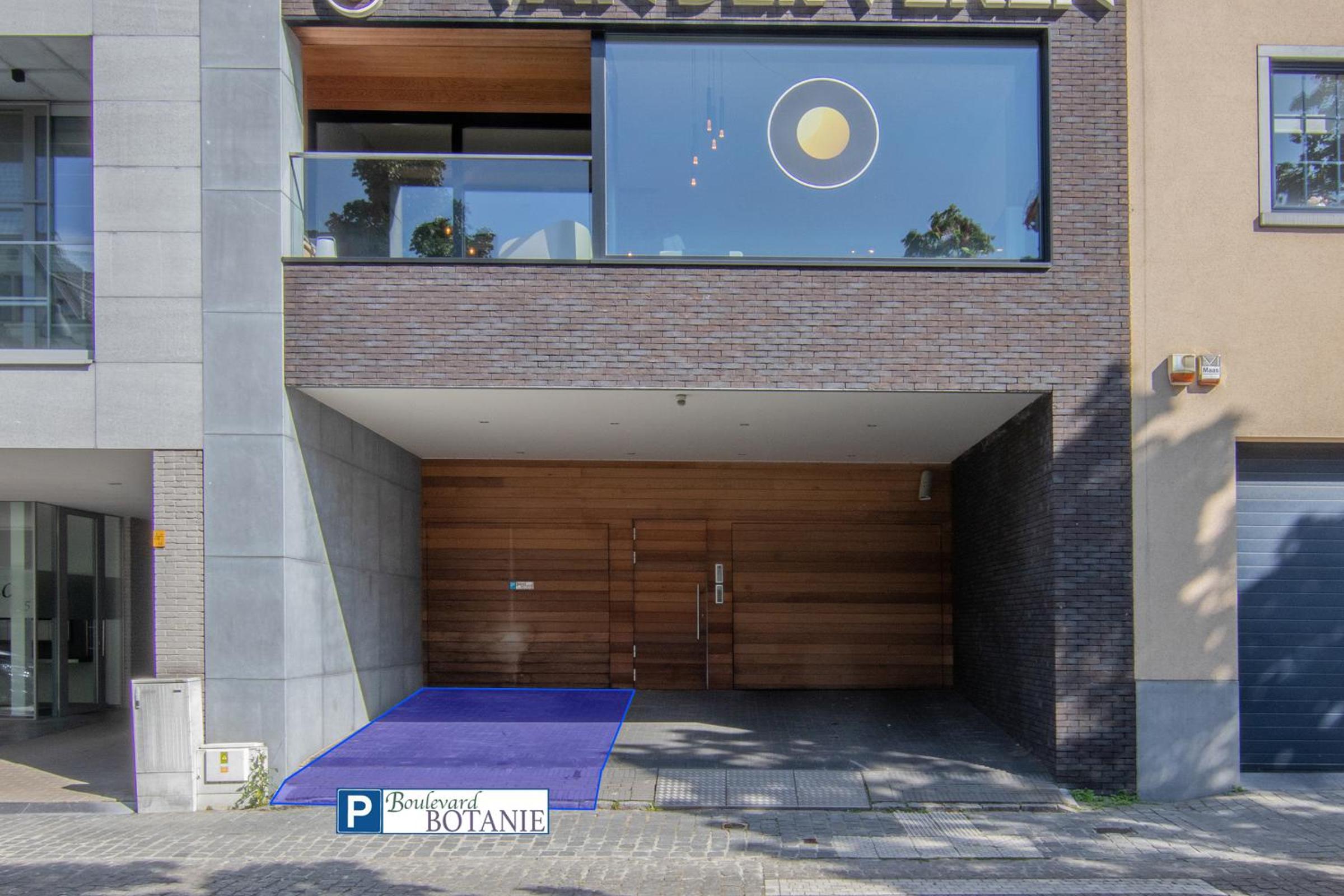 Boulevard Botanie city apartment with parking view 3