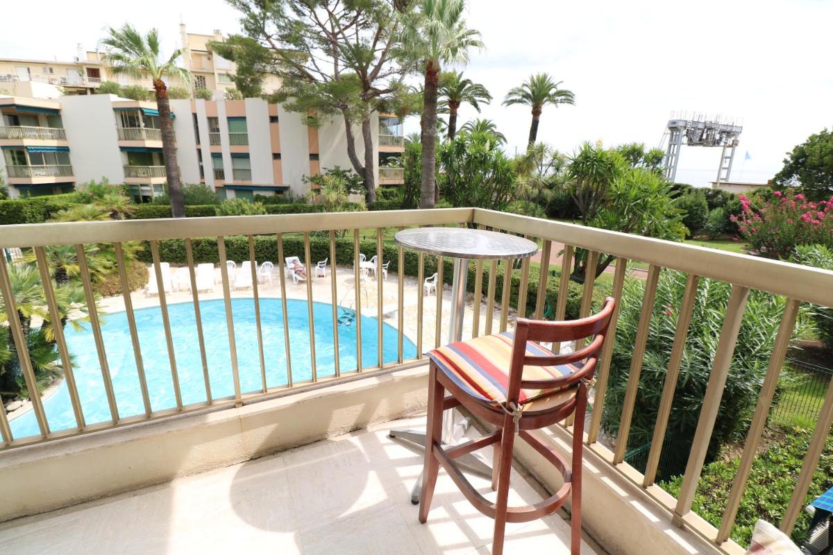 Sea side 2 bedroom with heated pool 322 photo 3