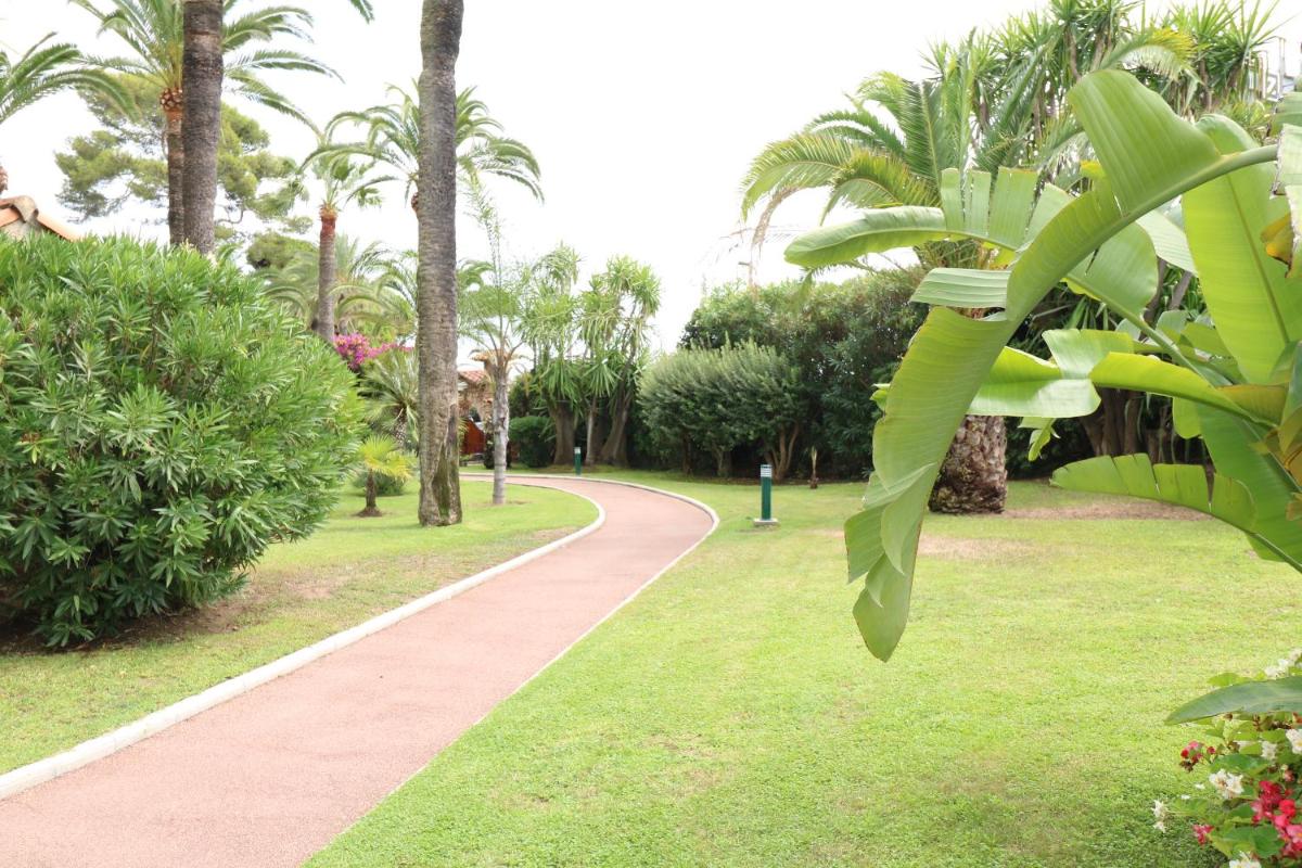 Sea side 2 bedroom with heated pool 322 photo 5