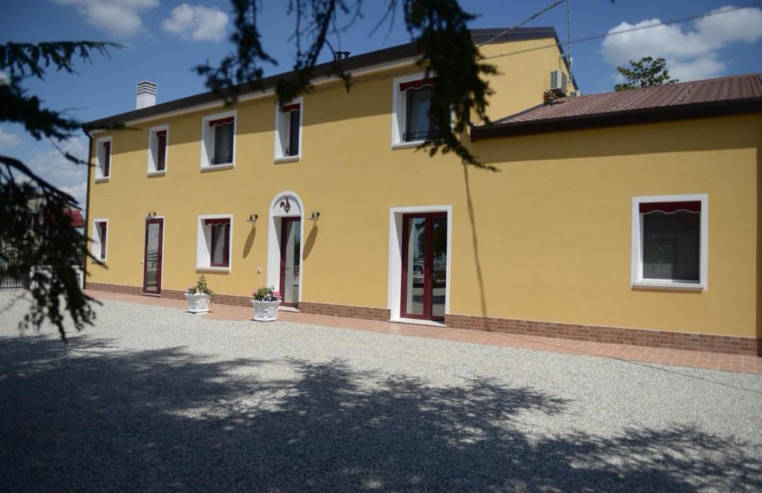 B&B Riva del Gallo view 2