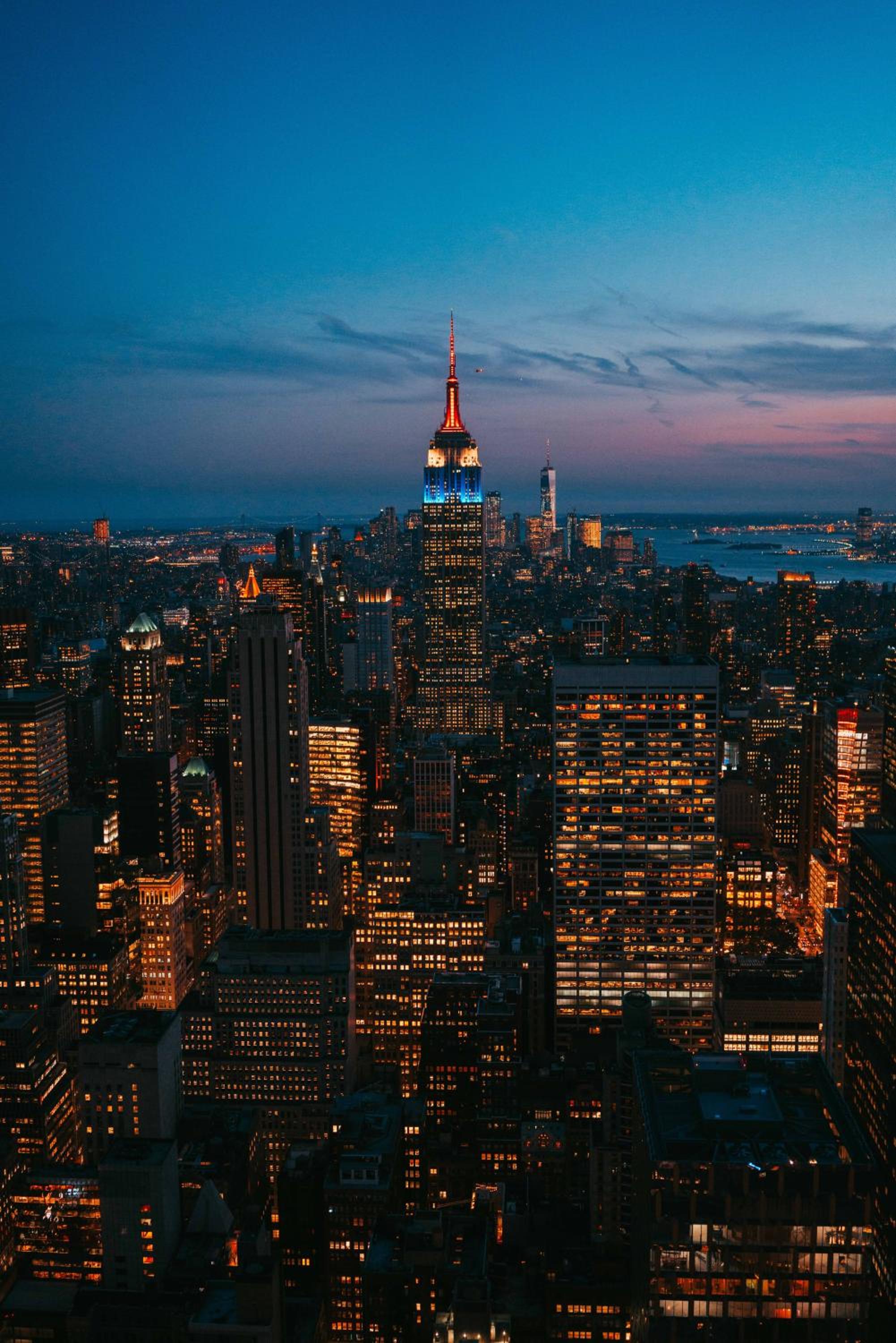 Hotel and the City, Empire State Building