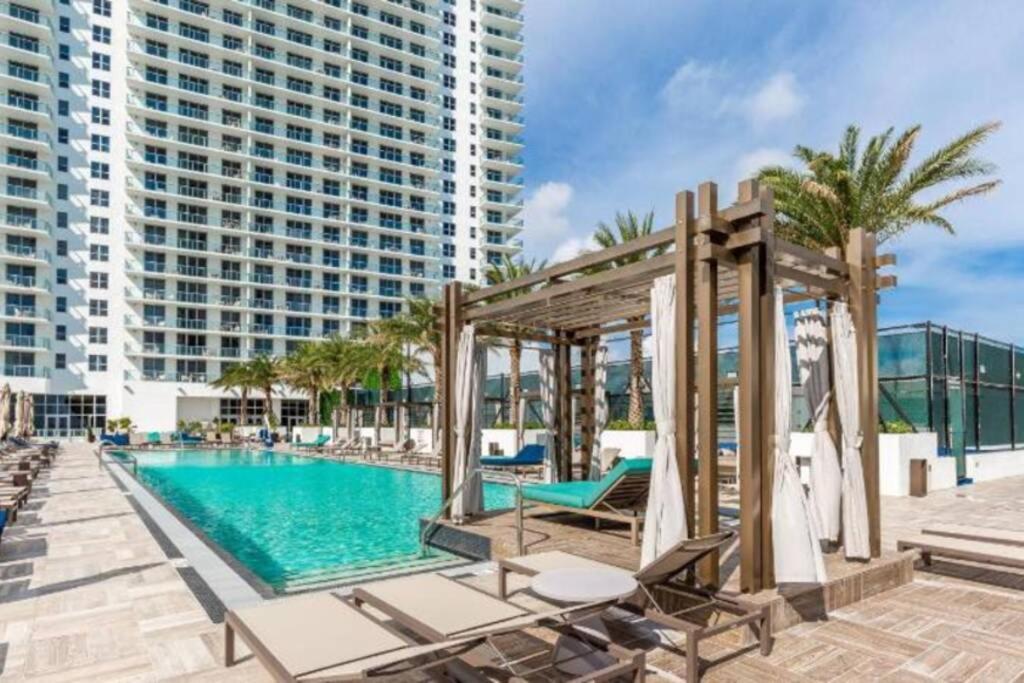 Luxury Two Bed Two Bath Beach Resort Condo 35 USD resort fee per day view 4
