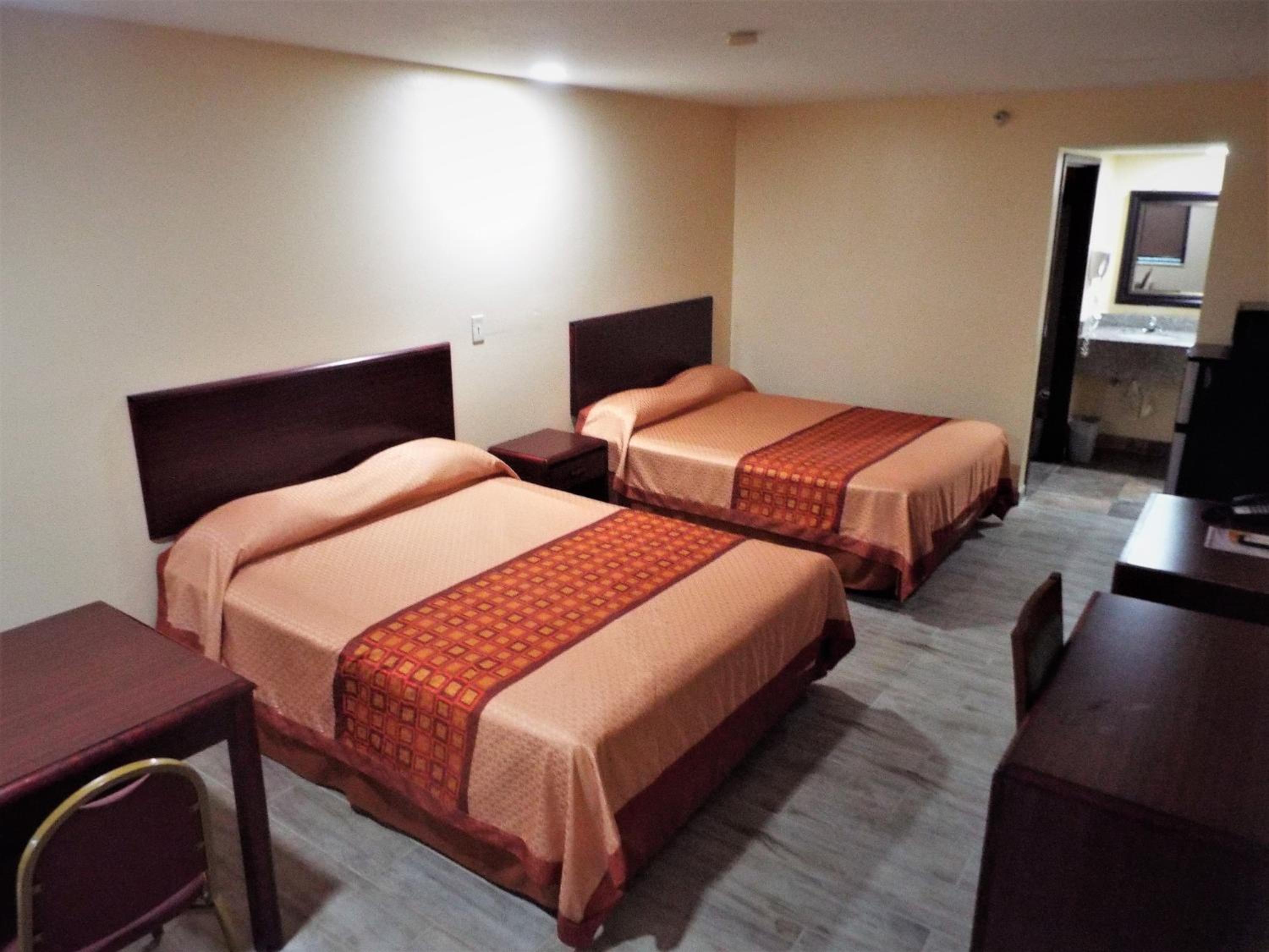 Texas Inn Harlingen - Property Image 2
