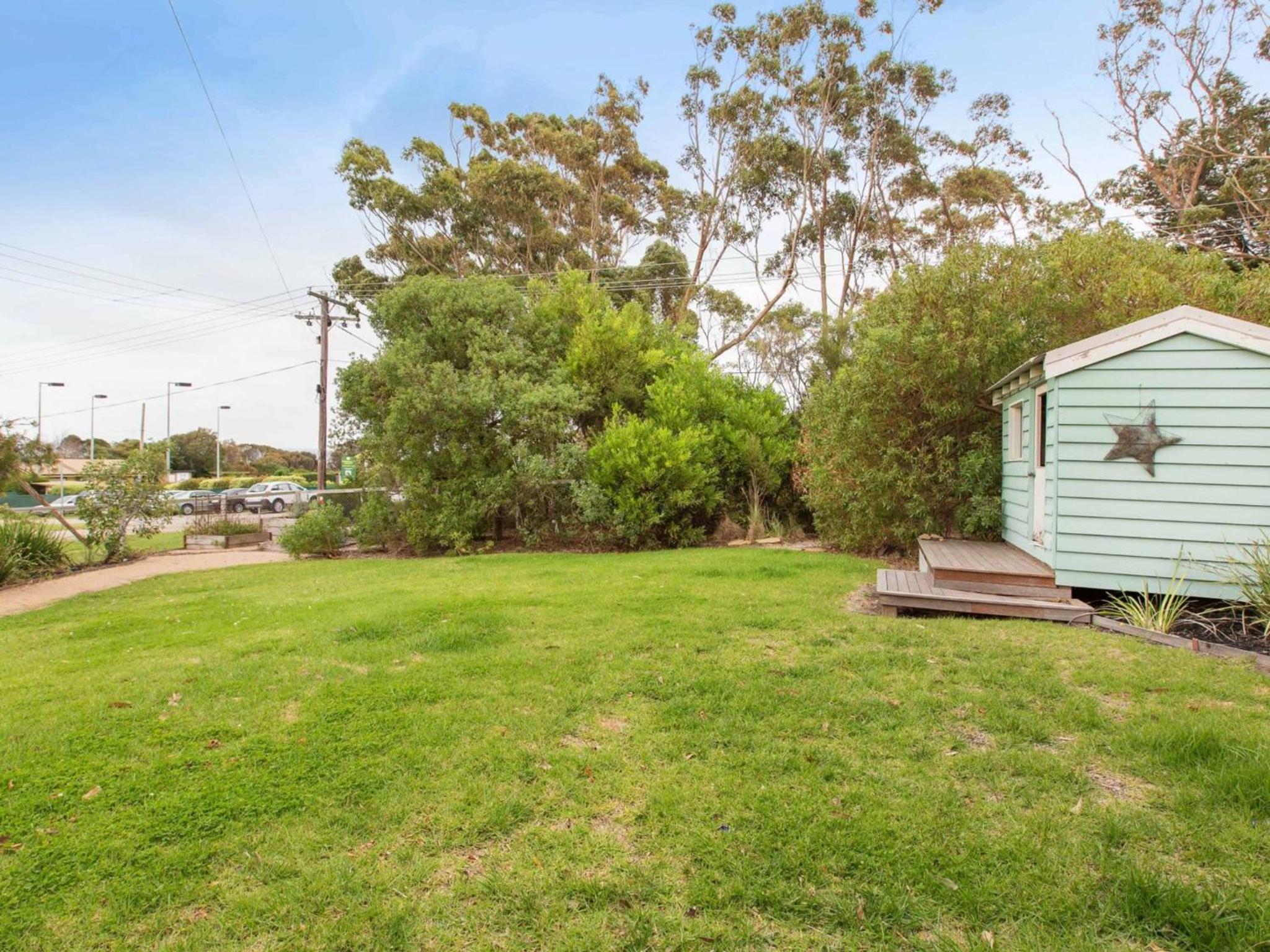 BEACHSIDE GETAWAY DROMANA