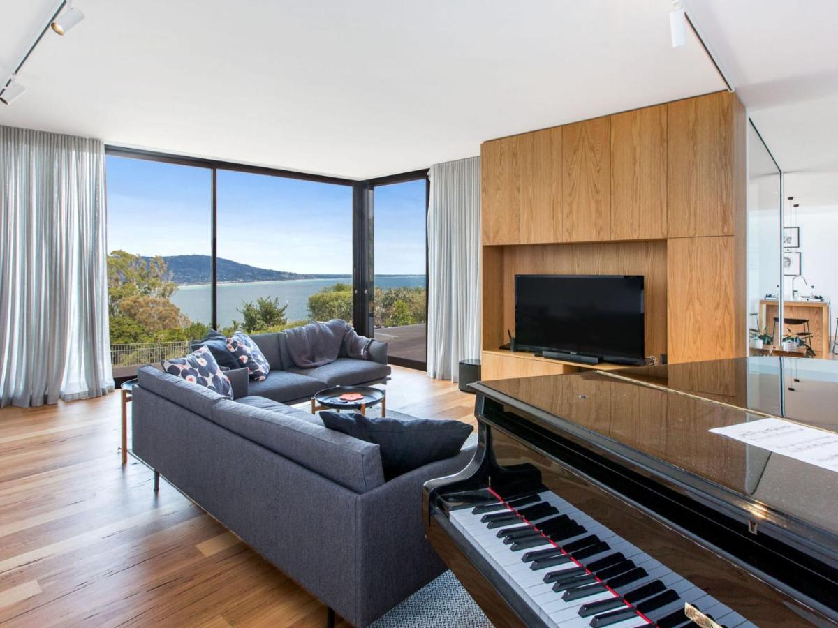 COASTAL LUXE - MT MARTHA