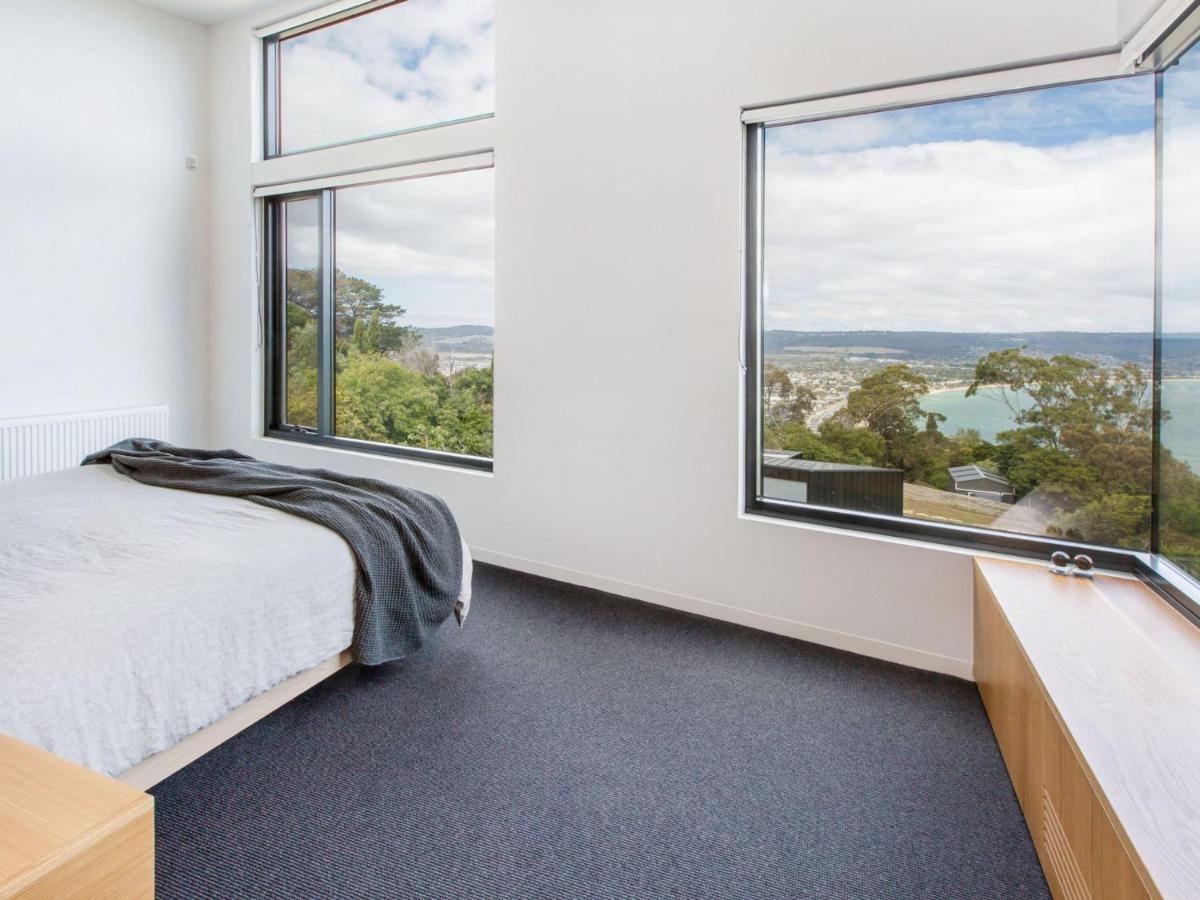 COASTAL LUXE - MT MARTHA