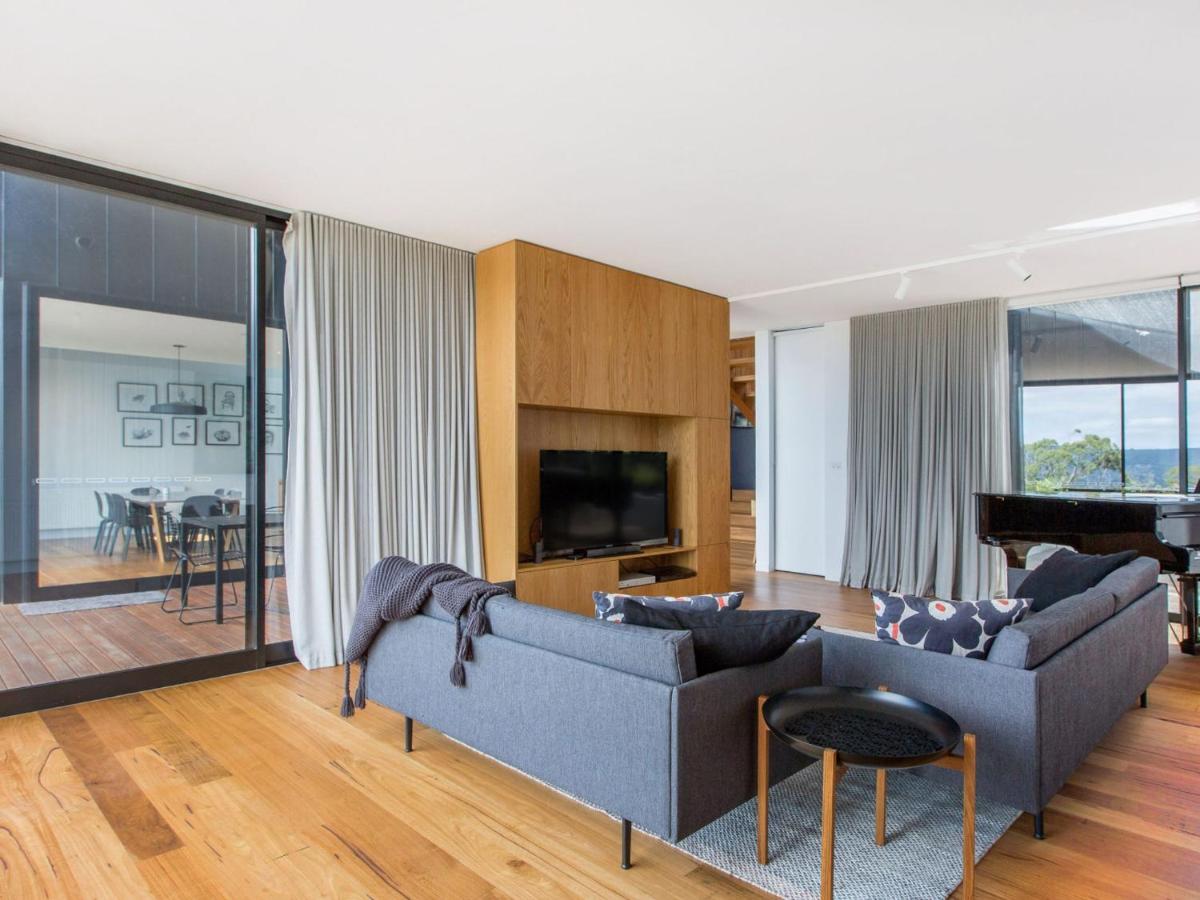 COASTAL LUXE - MT MARTHA