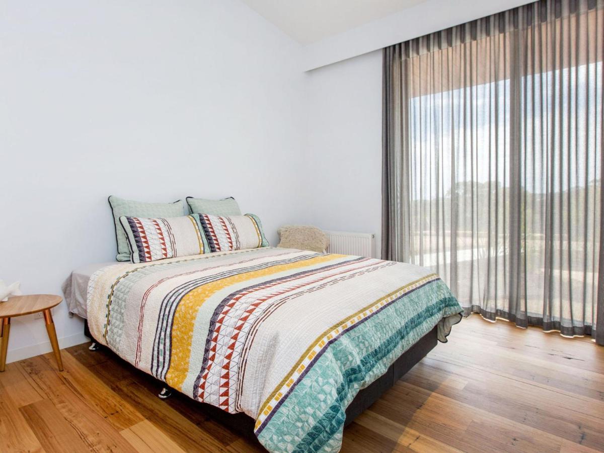 COASTAL LUXE - MT MARTHA