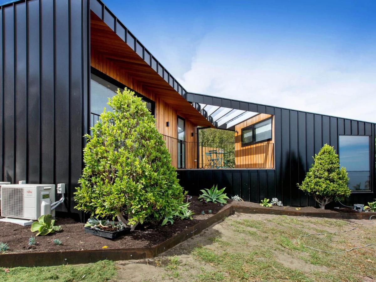 COASTAL LUXE - MT MARTHA