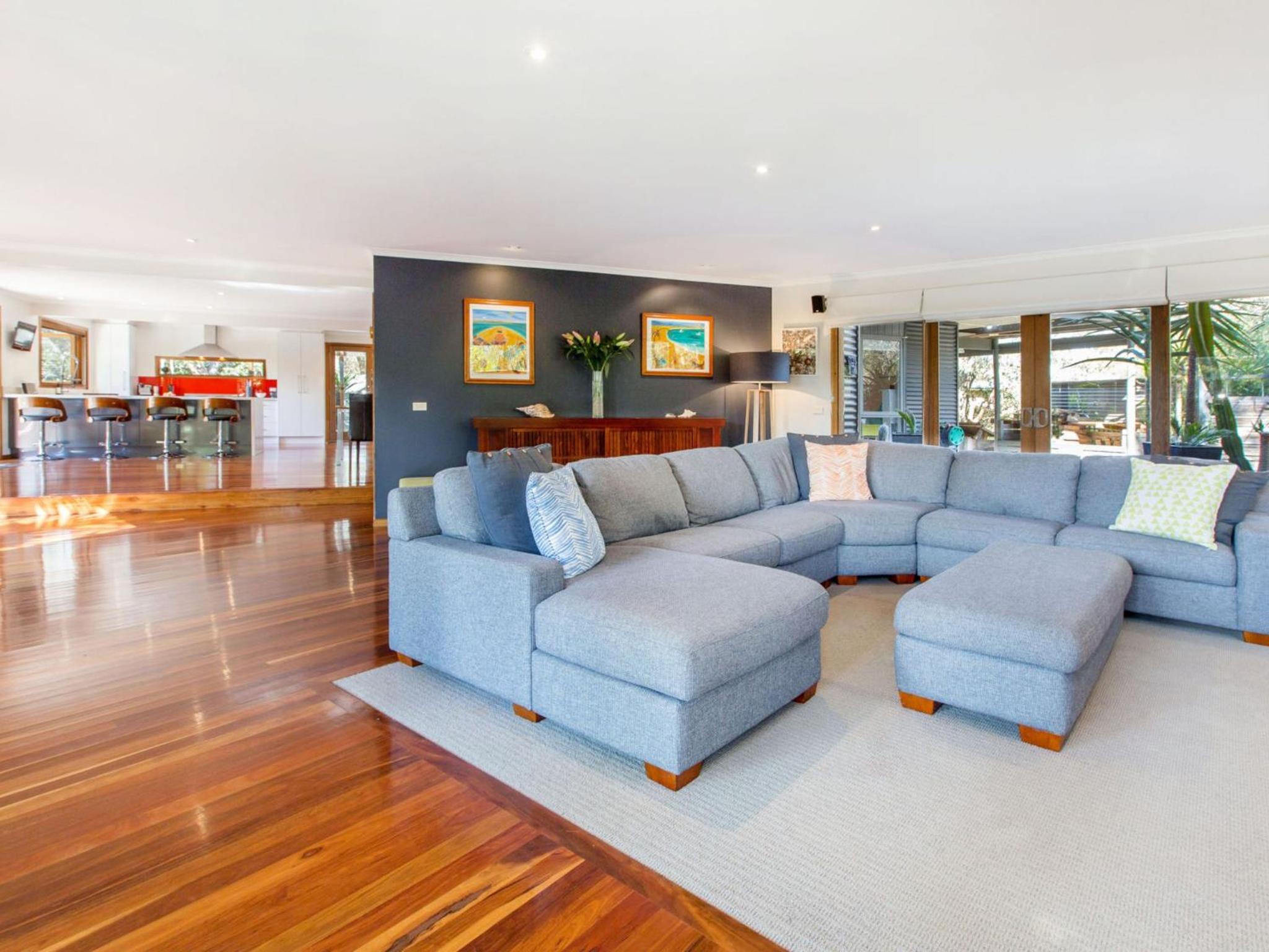 Point Leo Beach House Point Leo