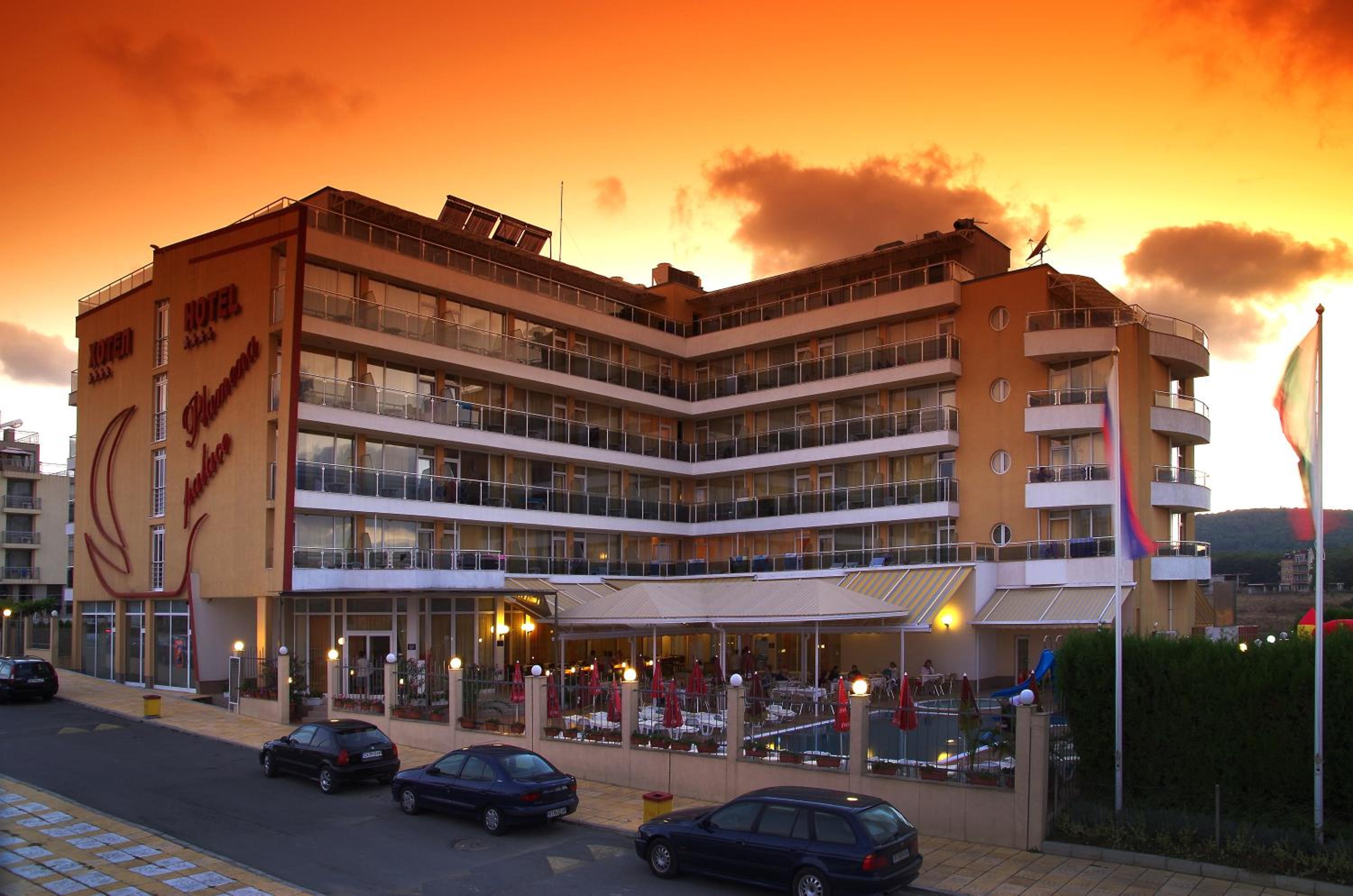 Hotel Plamena Palace - Image 1