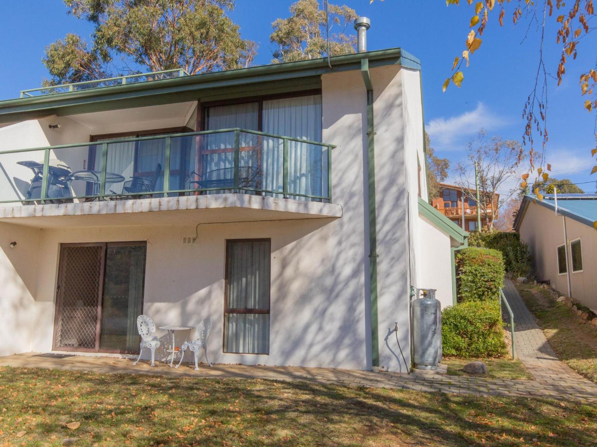 Banksia 2 35 Townsend Street