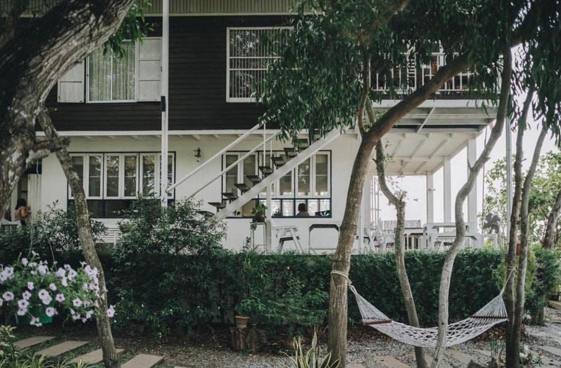 Arthit -Tara Lodge