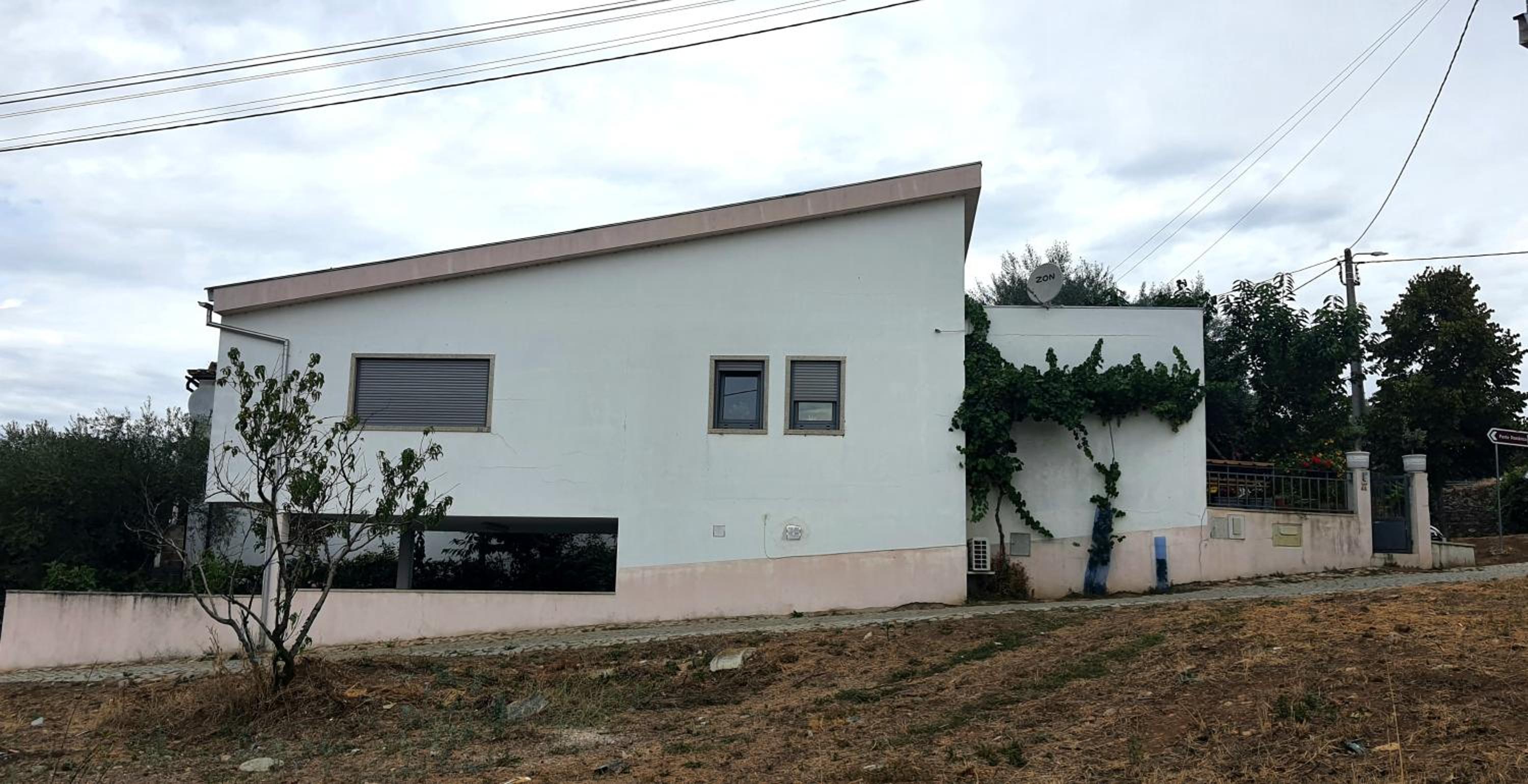Casa da Oliveira view 2