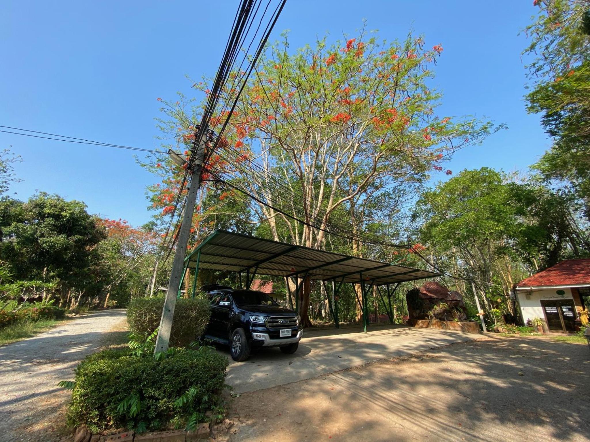Saiyok River House