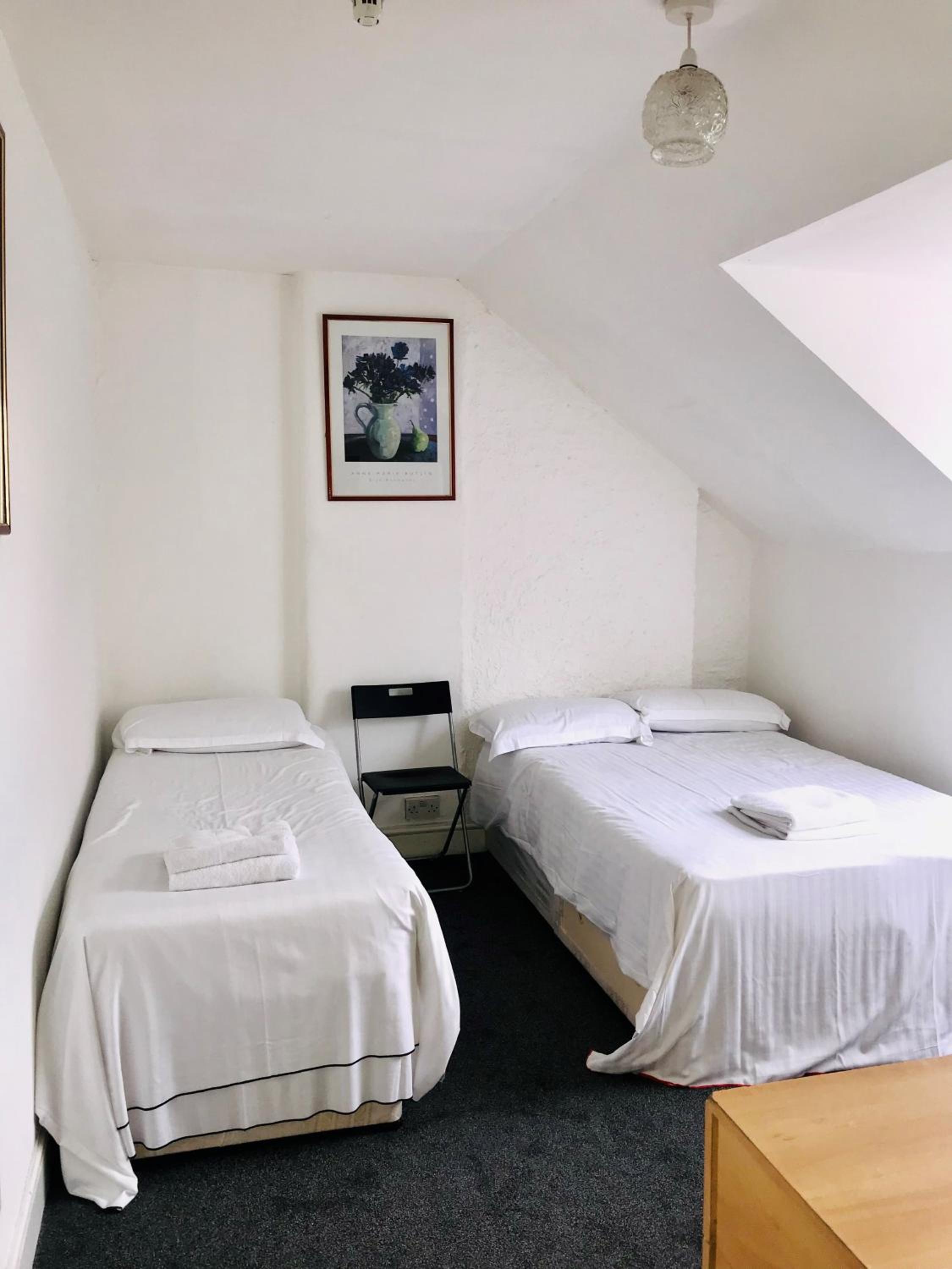 Amhurst Hotel