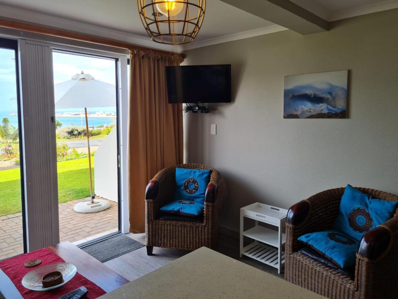 Point Village Accommodation - Santos 6 view 2