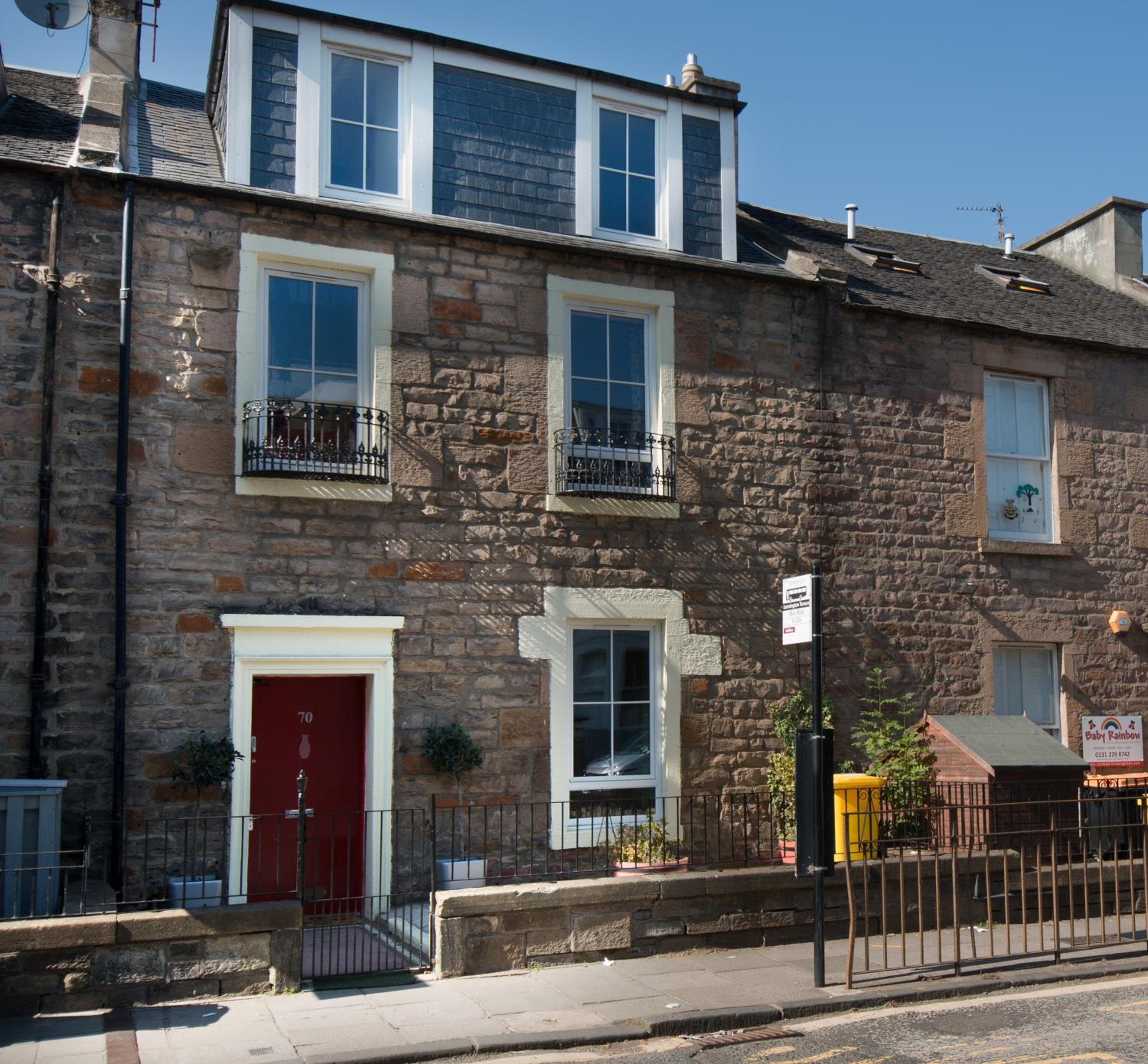 7 Bedroom Townhouse