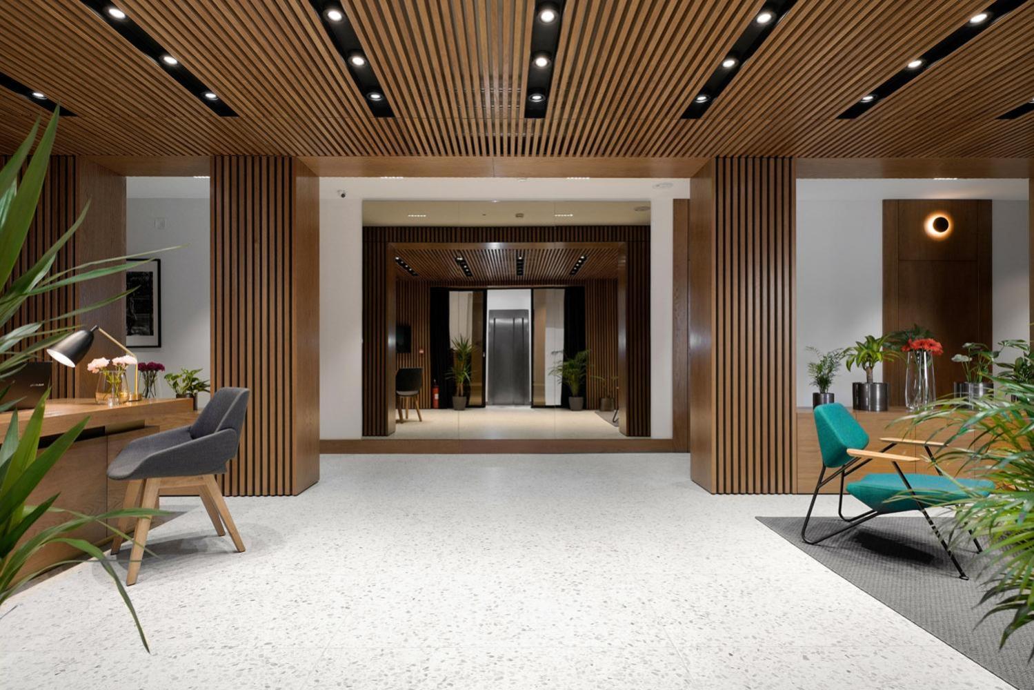 Dominic Smart & Luxury Suites - Edition view 4