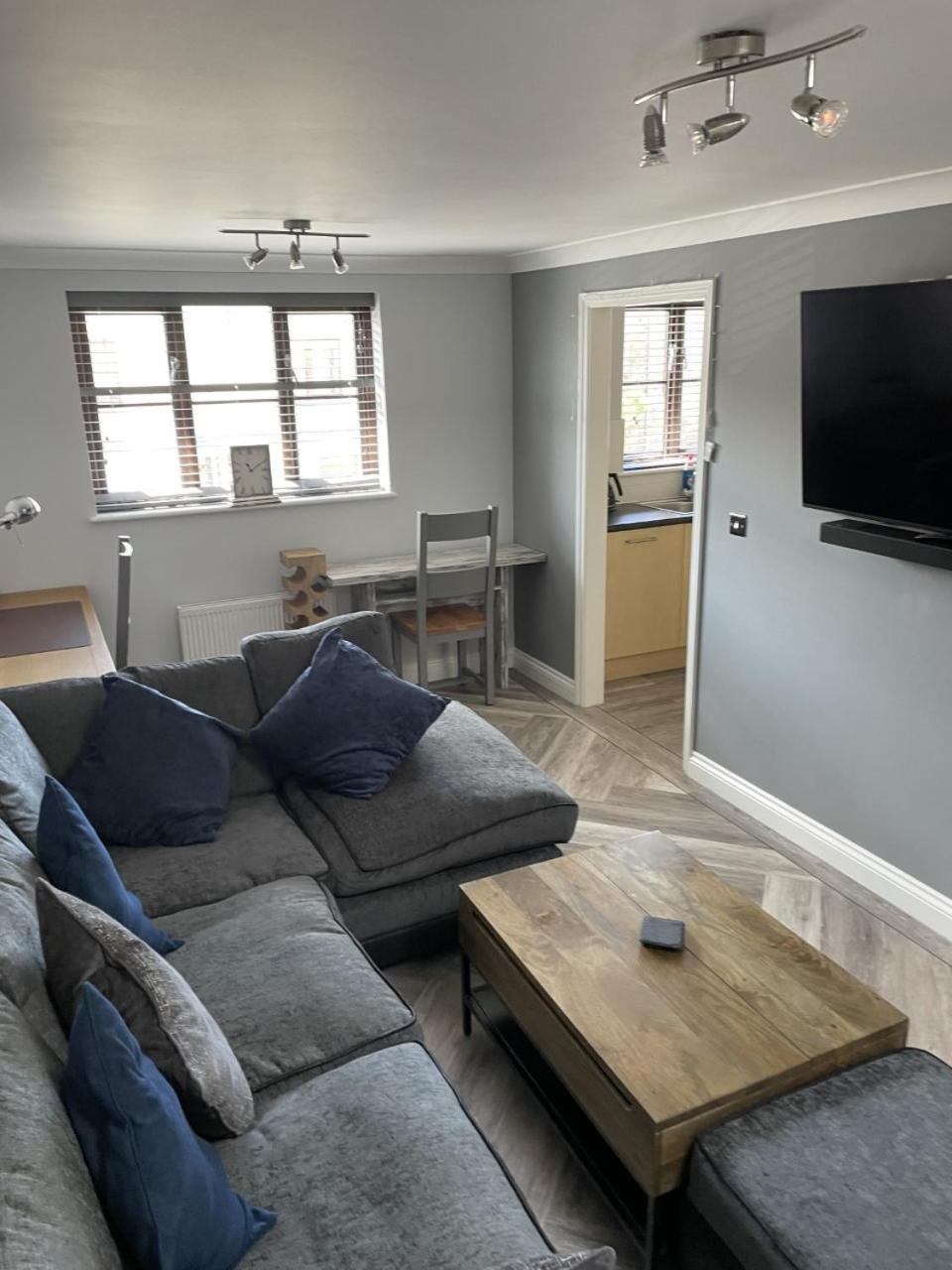 Burry Port Harbour Apartment view 3