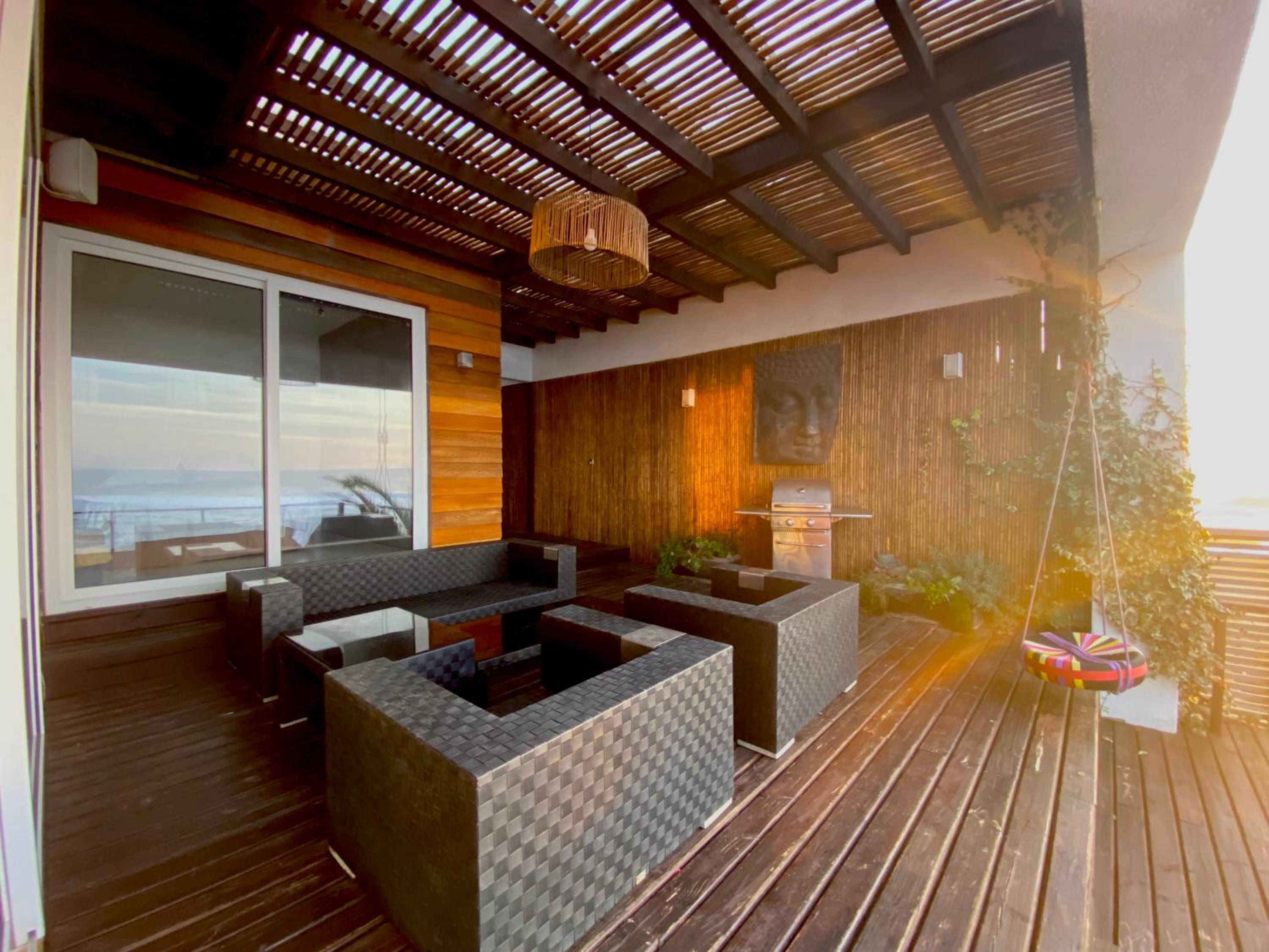 Increíble casa primera línea frente a ola Infiernillo
