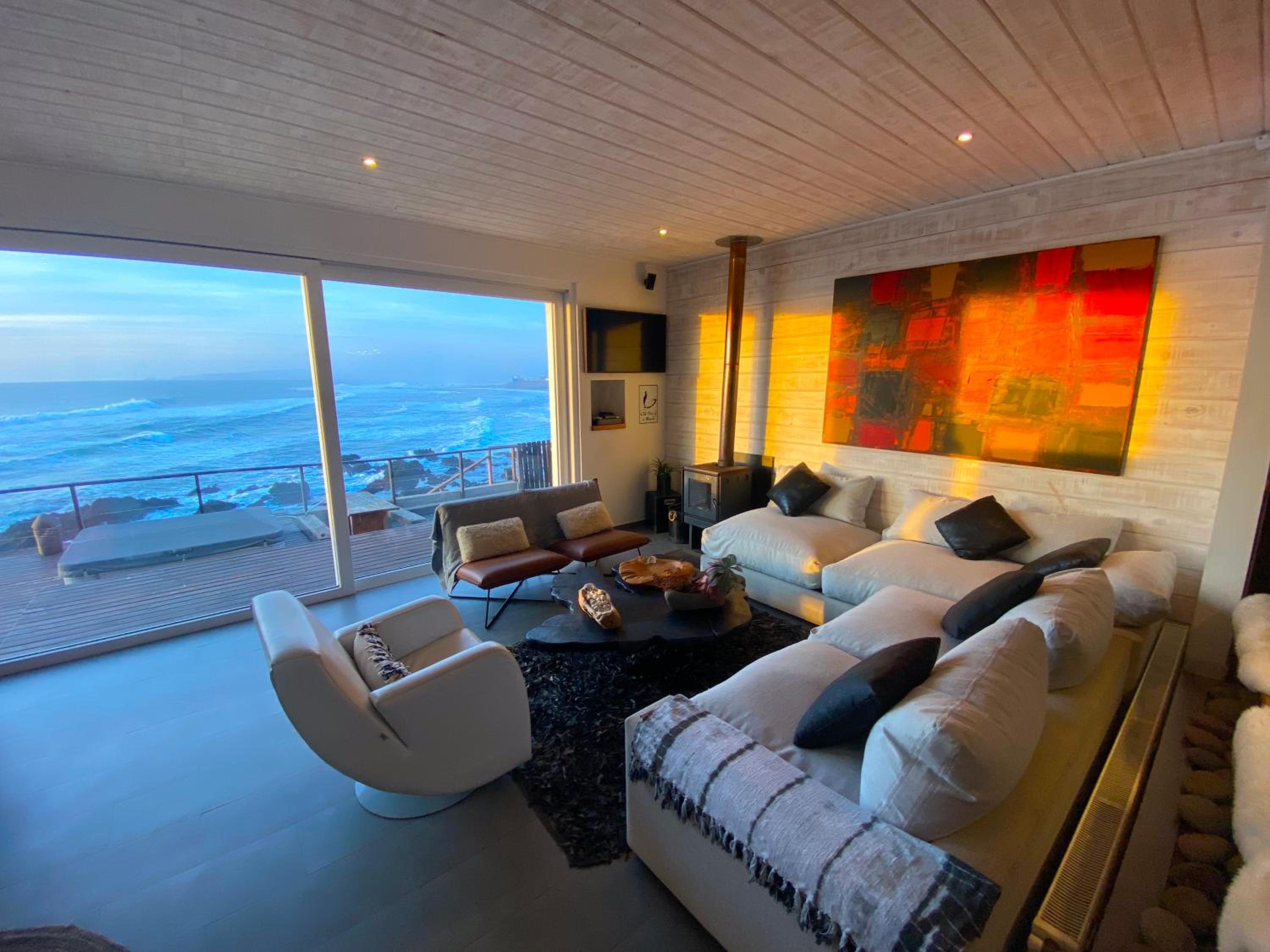 Increíble casa primera línea frente a ola Infiernillo
