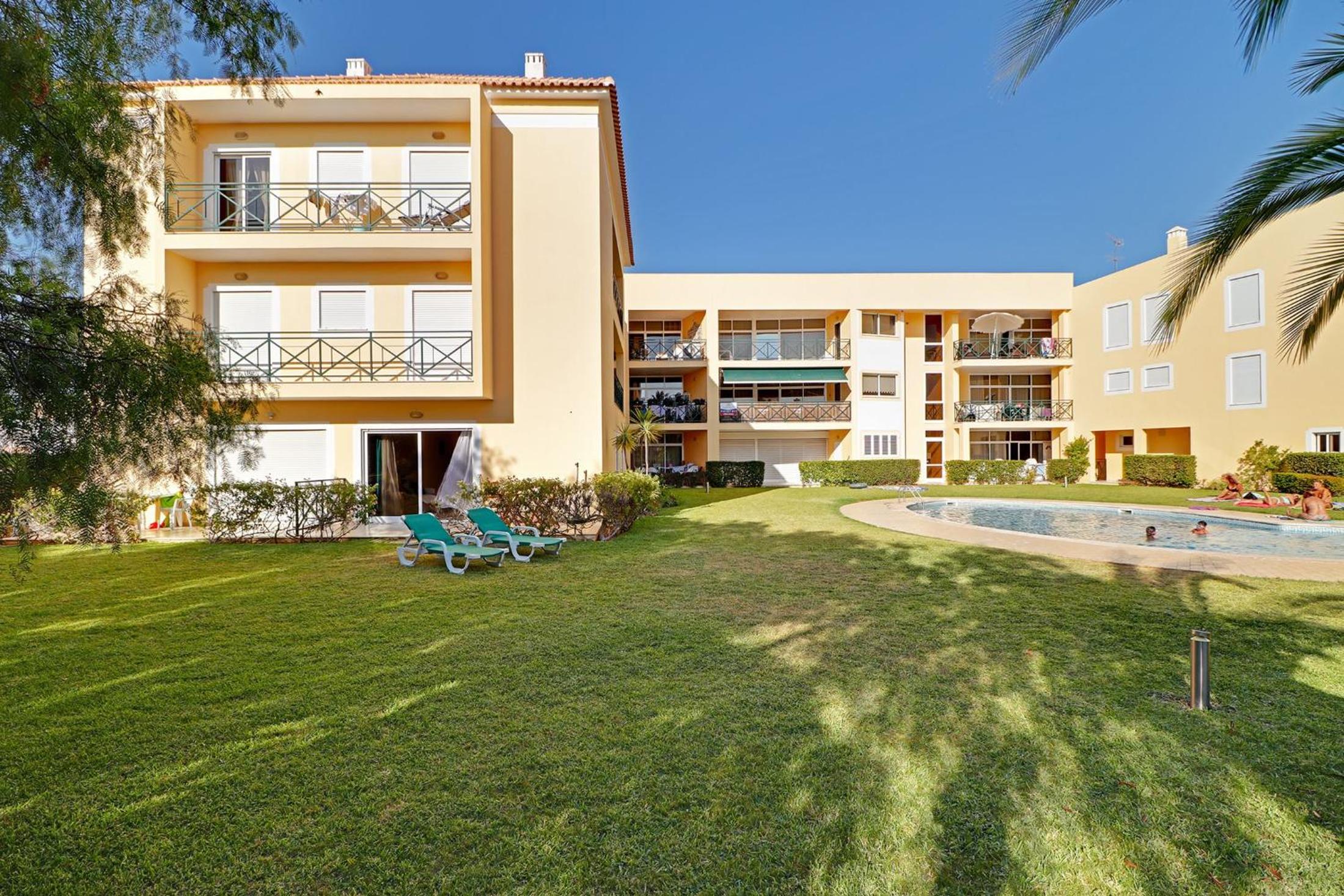 Vilamoura Delight with Pool by Homing view 2
