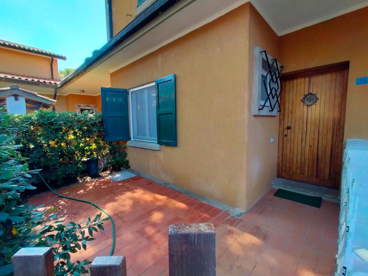 Amazing & Relaxing Villa by the sea with large garden, Santa Liberata – photo 3