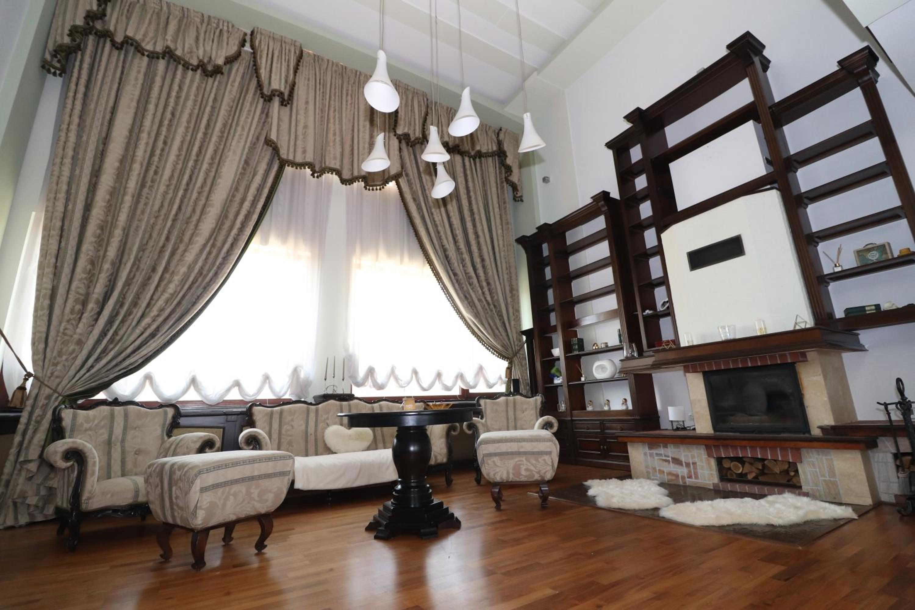Casa din Deal view 3