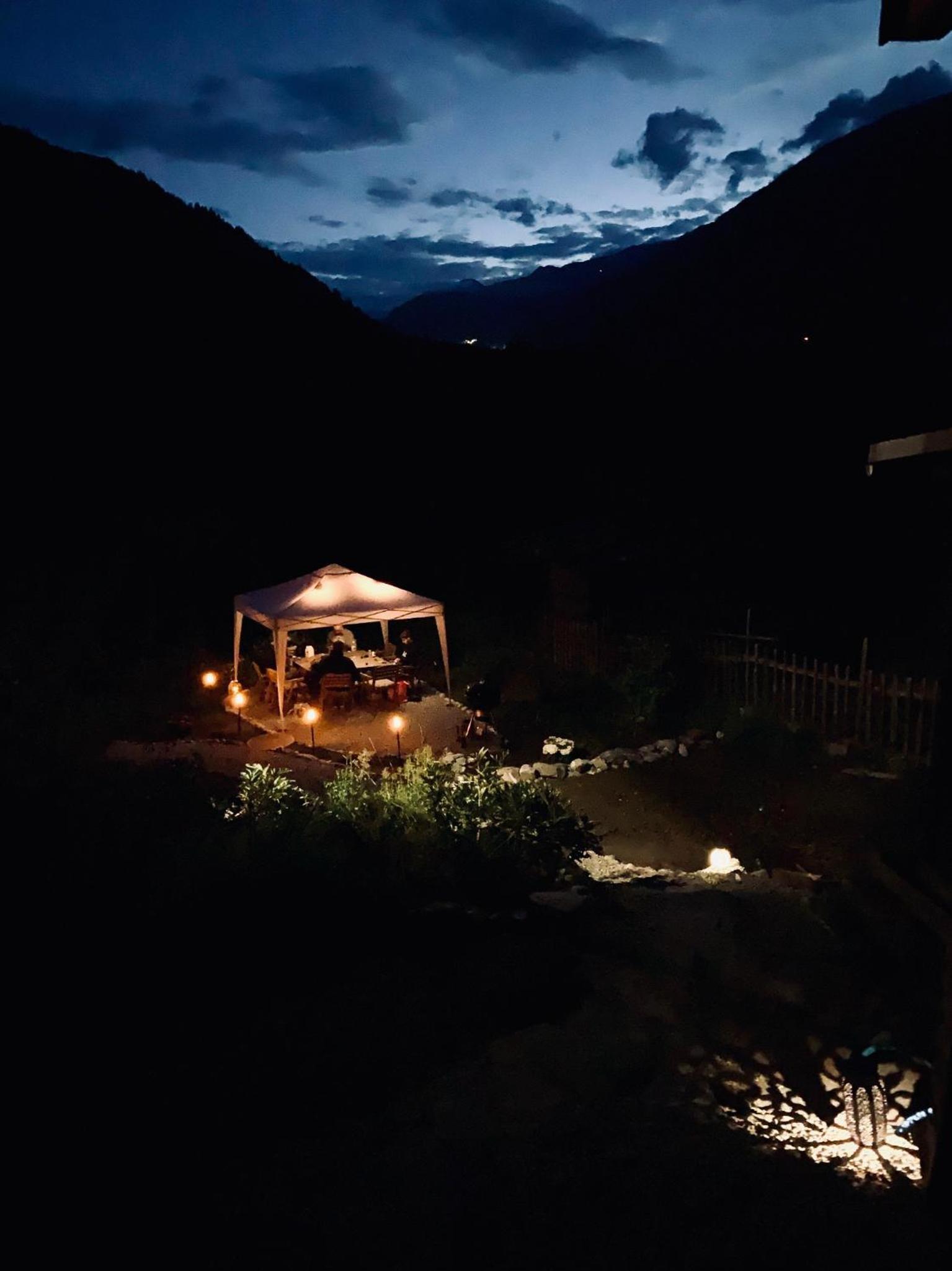 Casa Pasch - Boutique Bed and Breakfast in Cumpadials