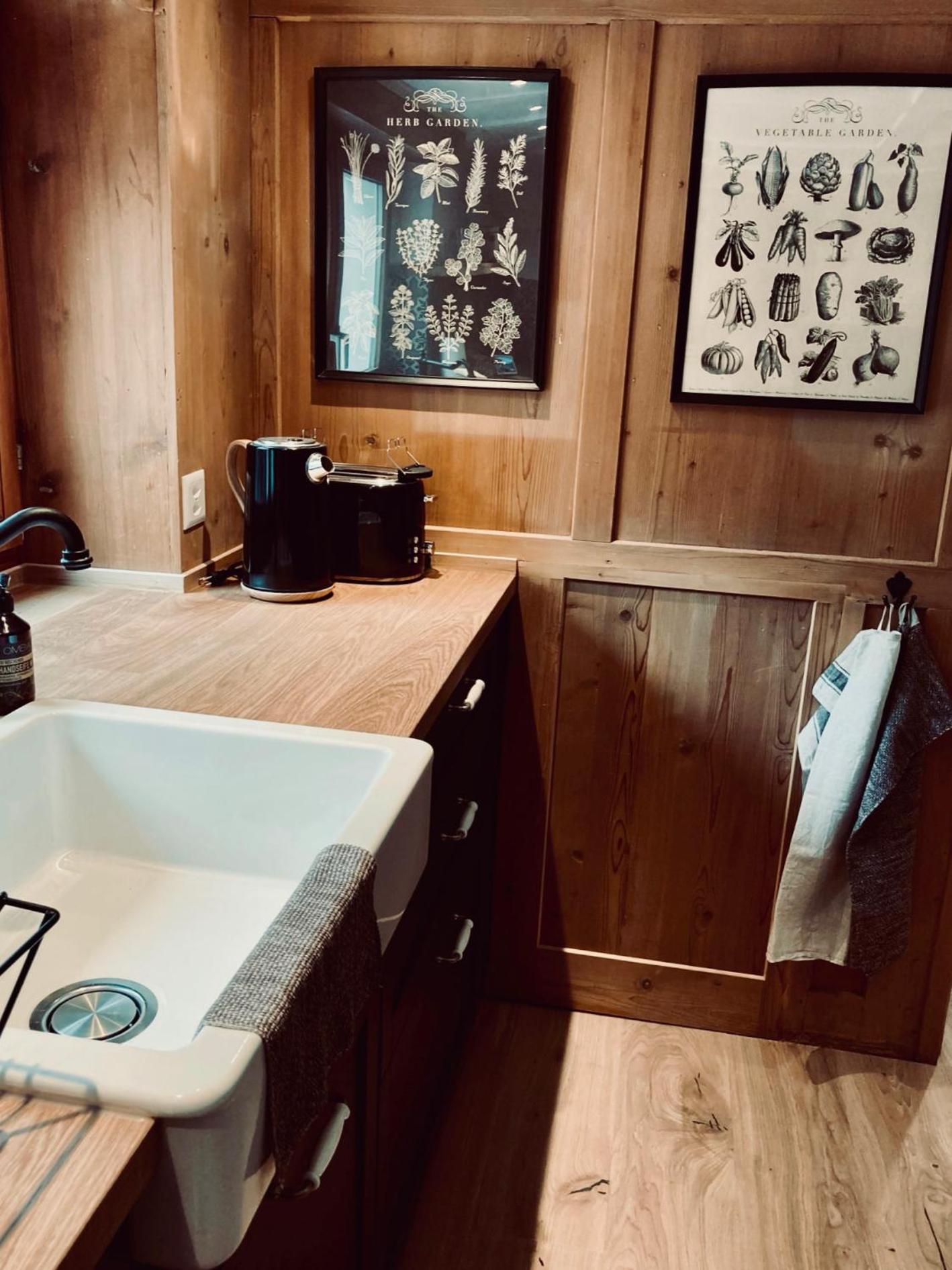 Casa Pasch - Boutique Bed and Breakfast in Cumpadials