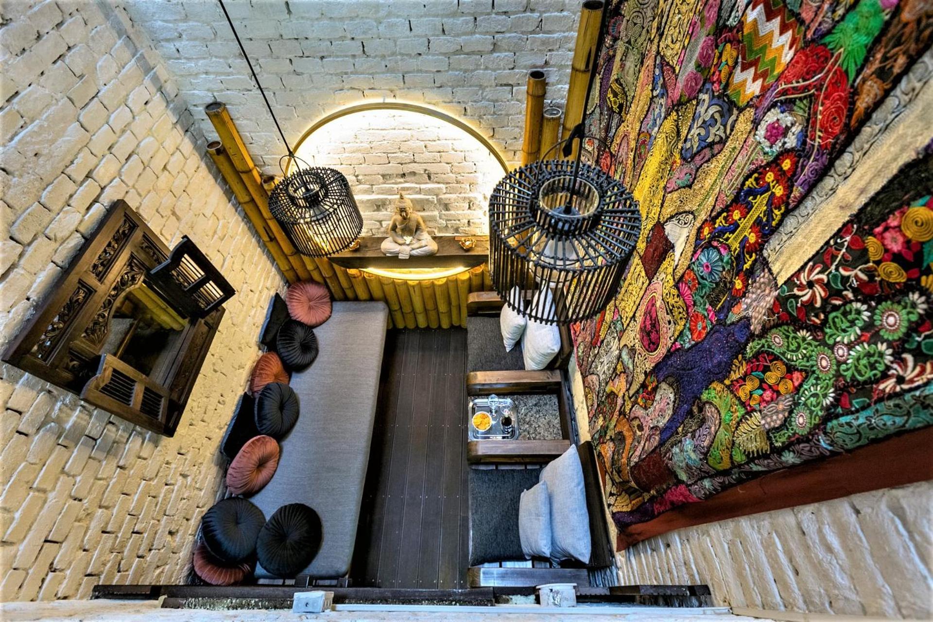 Goldcentral Apartment Art B6-Private Terrace-Steps From New York Cafe view 5