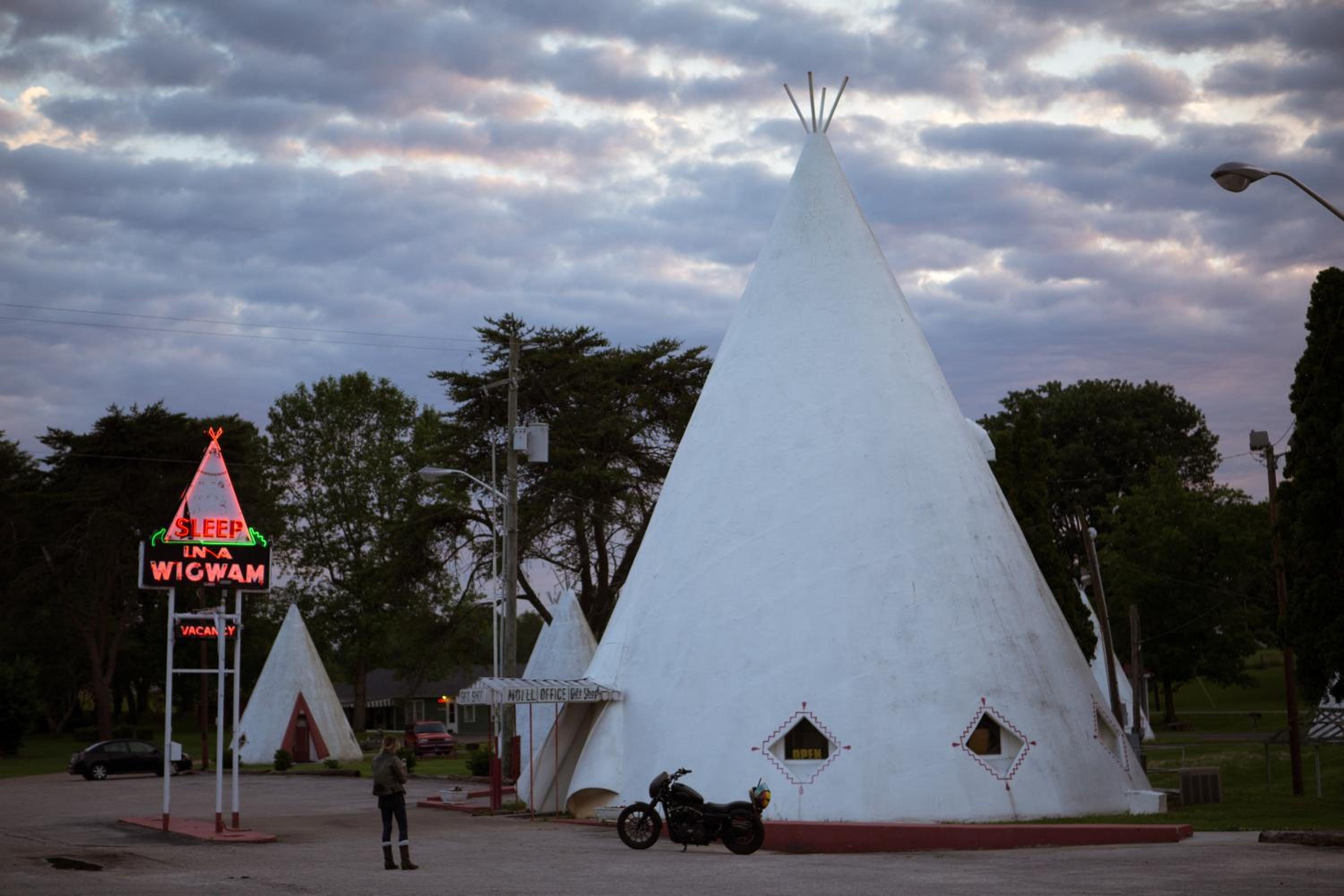 Historic Wigwam Village No 2 view 3