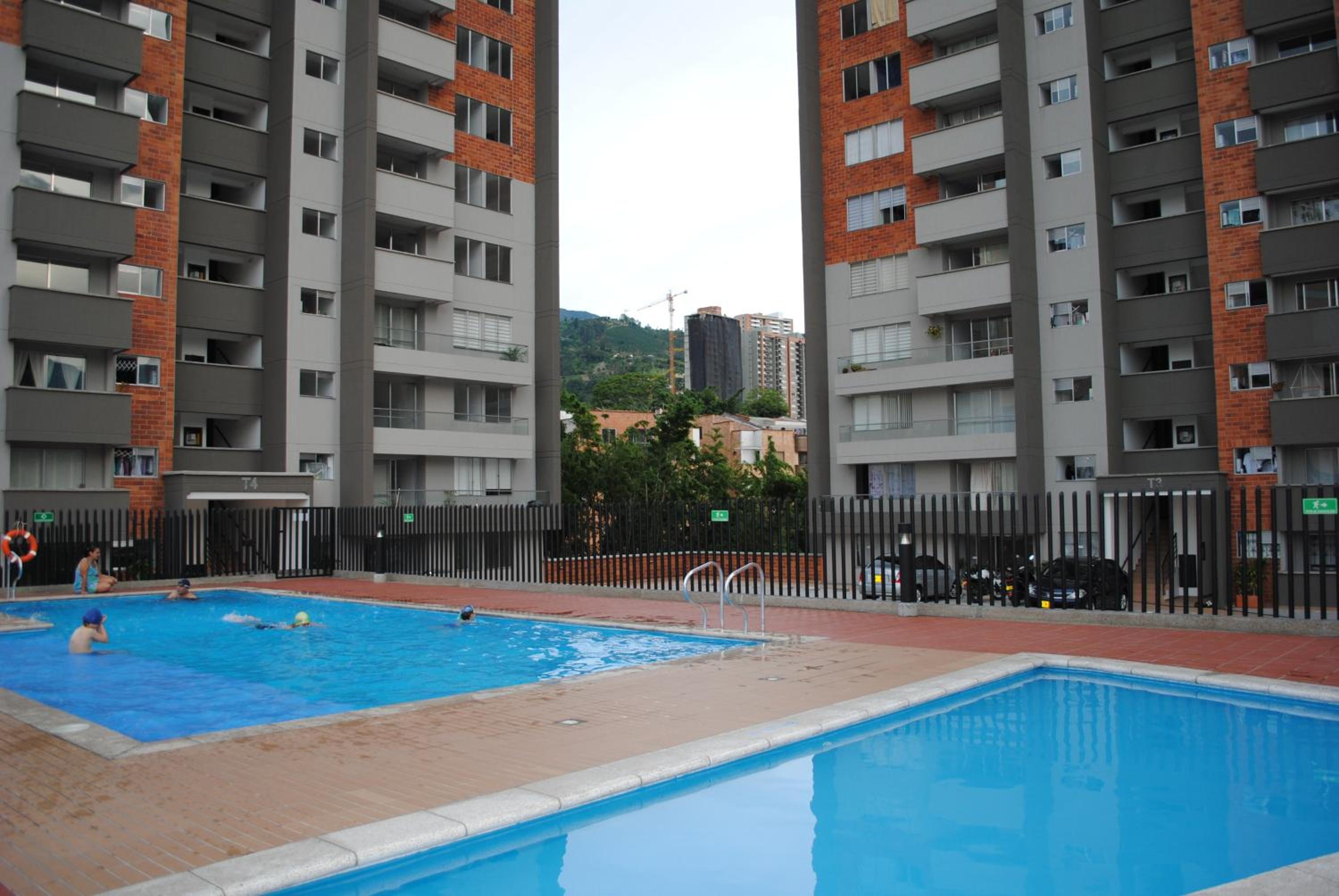 Near El Poblado,New Modern,Turco,Jacuzzi & Pools