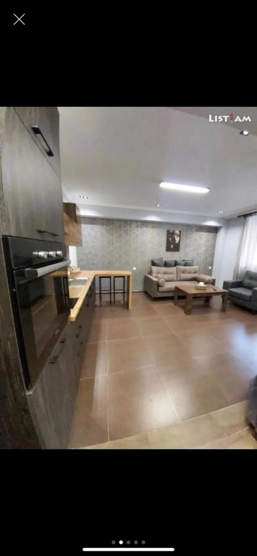 One Central Apartment