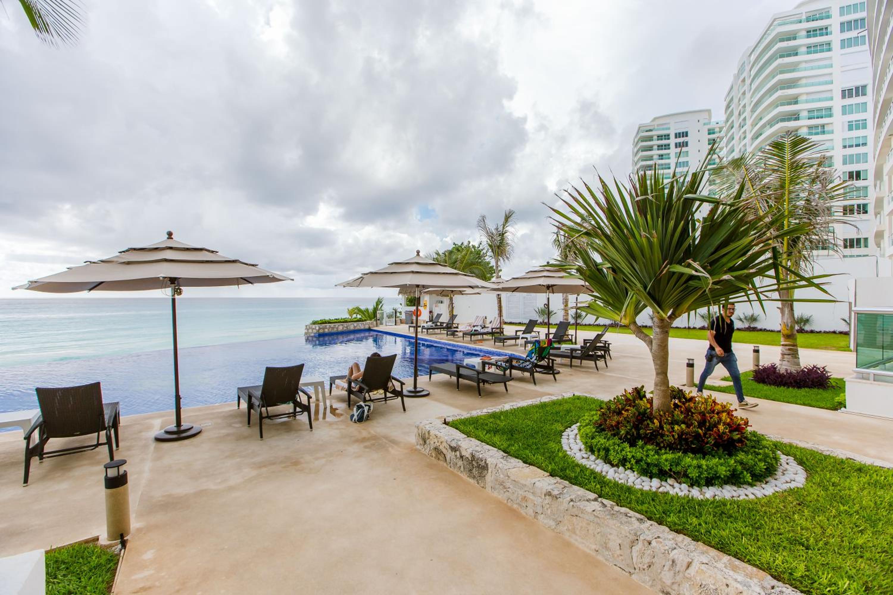 Condominio Girasol OceanView