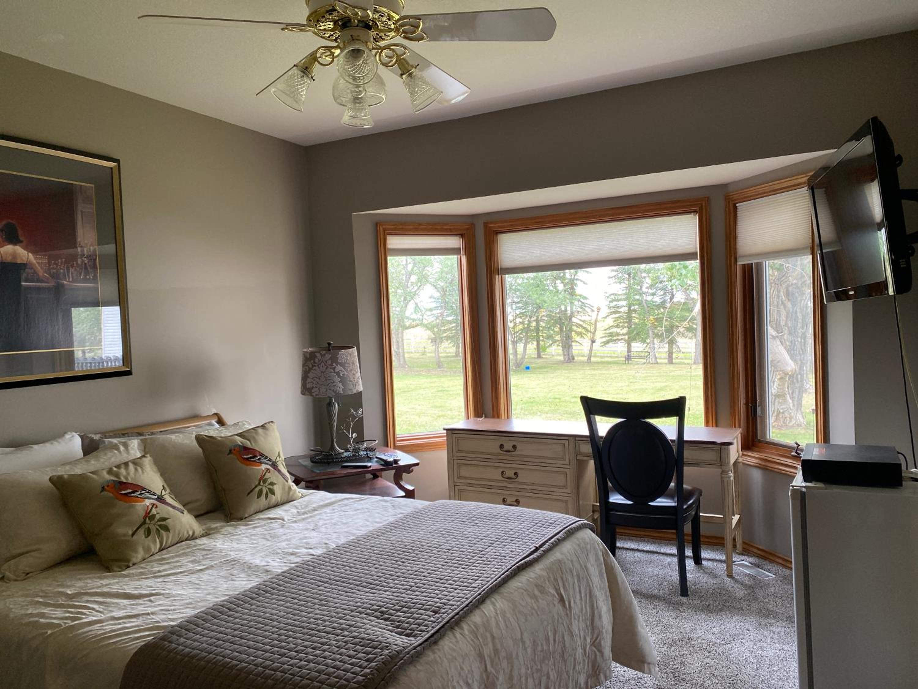 Rolling Hills Country Resort Bed and Breakfast