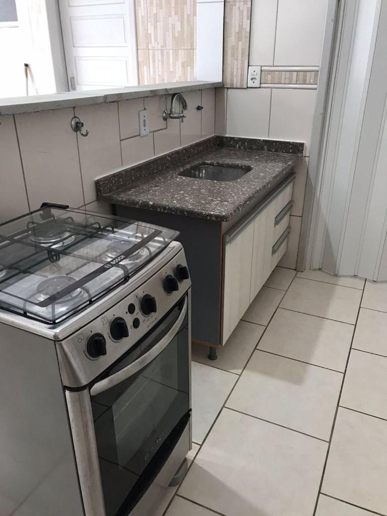 Casa Enseada 3 quartos para até 6 pessoas com 2 ar split