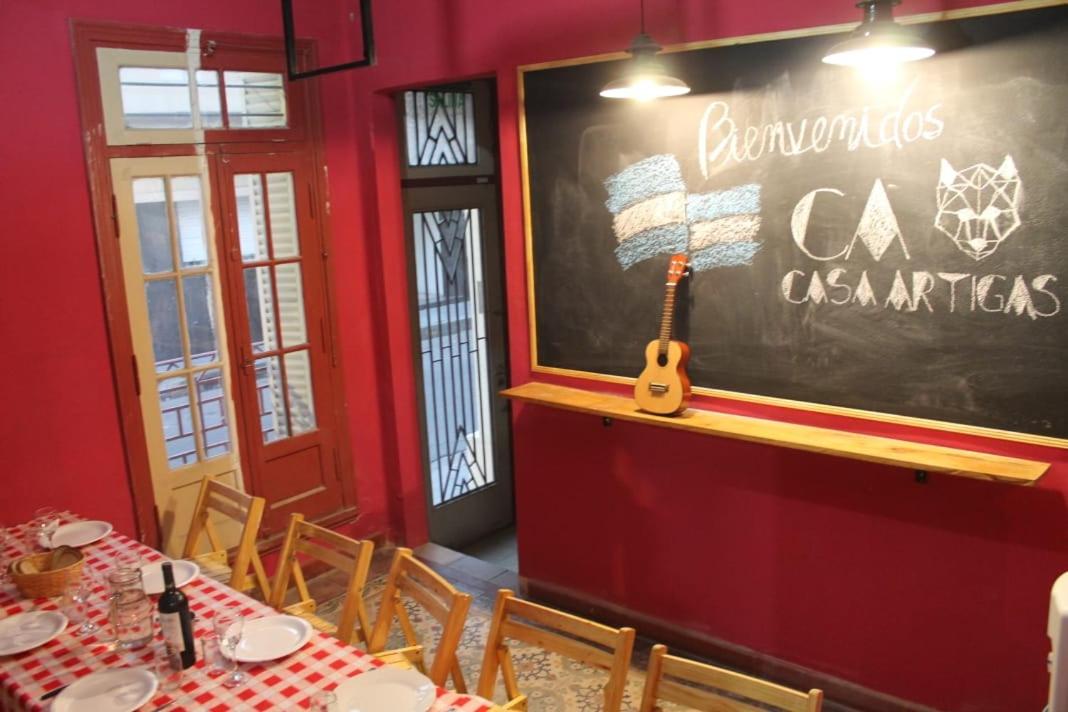 CASA ARTIGAS Hostel