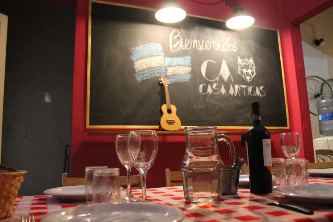 CASA ARTIGAS Hostel